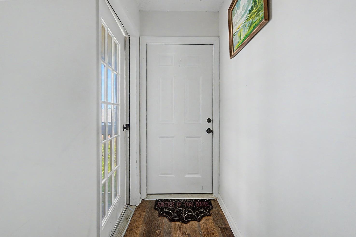 4230 Pinehurst Circle Property Photo 4