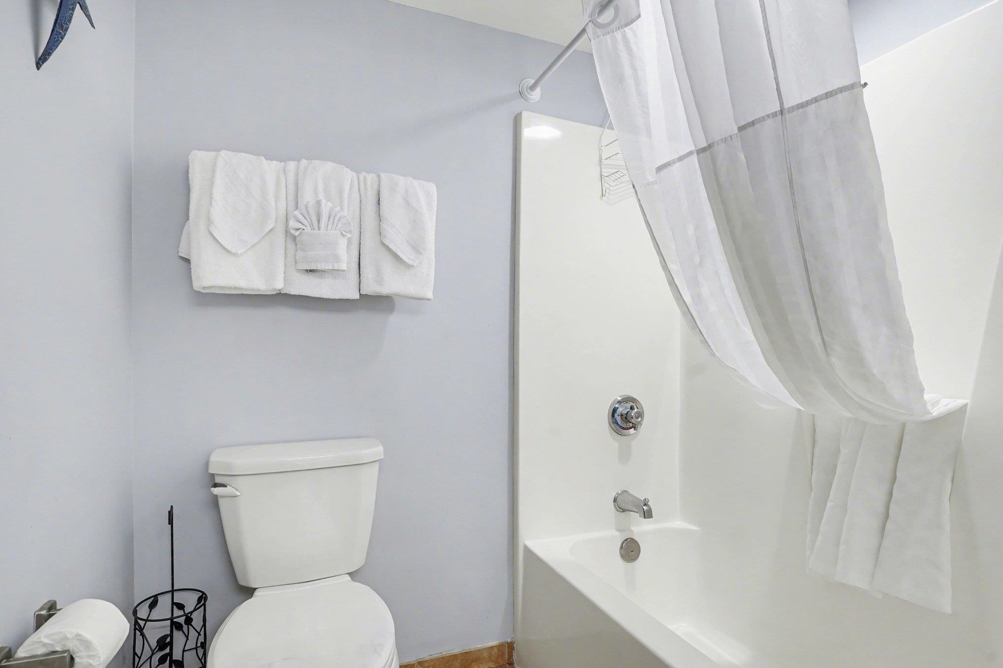 1706 Perrin Dr. Property Photo 22