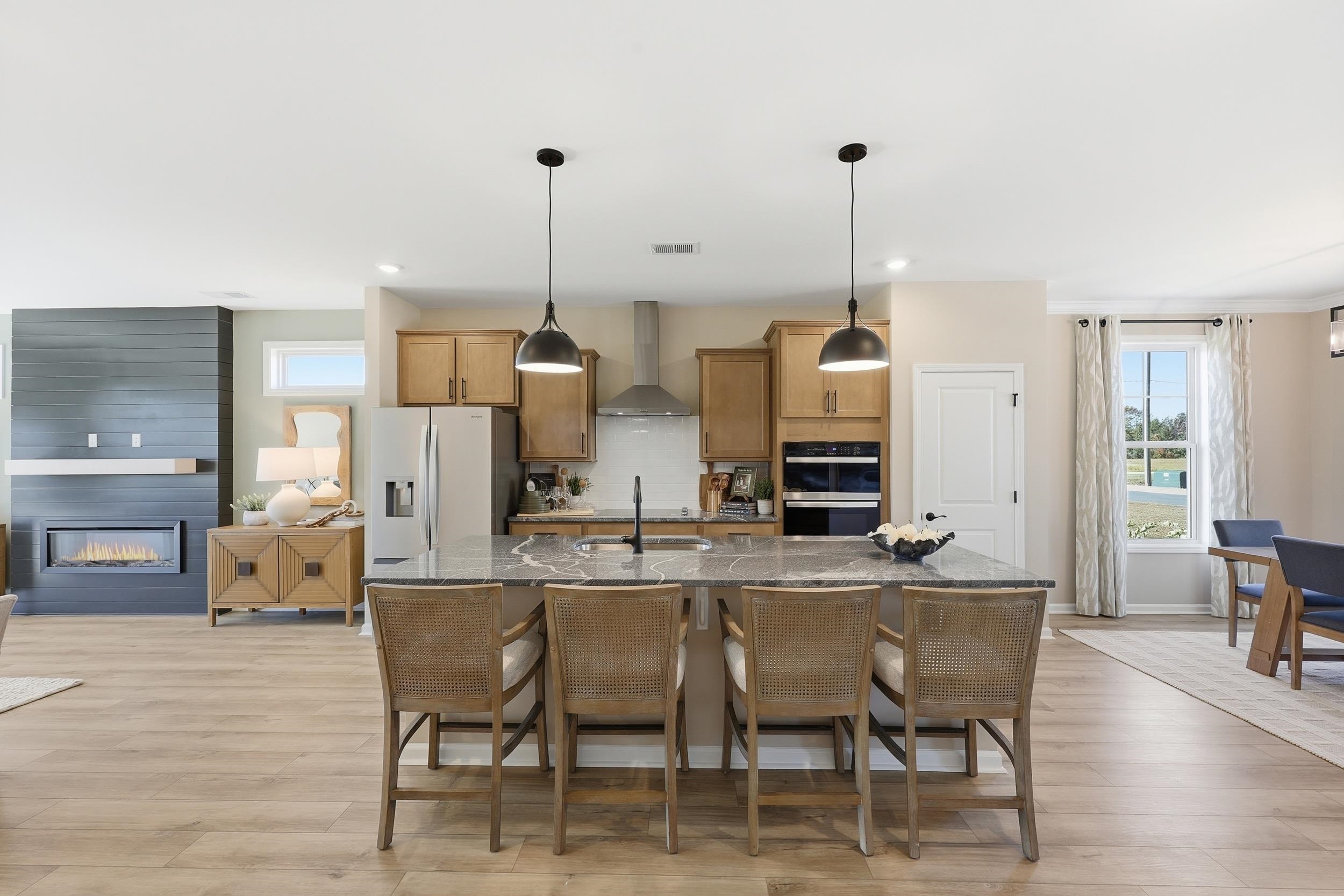 4225 Collins Farm Way Property Photo 4