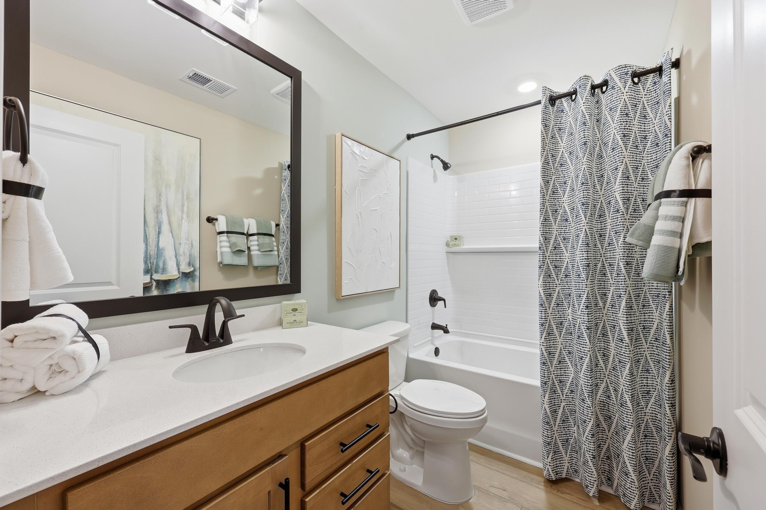4225 Collins Farm Way Property Photo 22