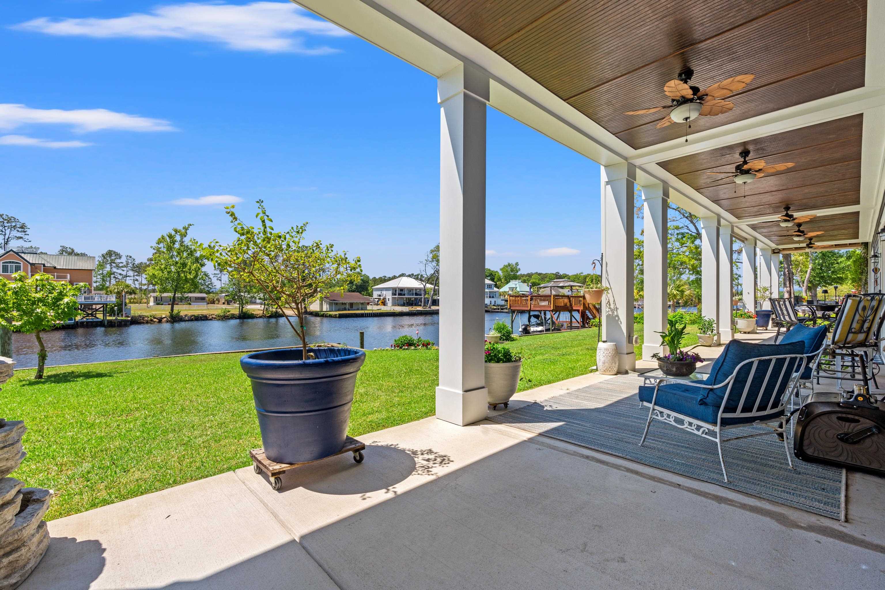 2618 Riverside Dr. Property Photo 40