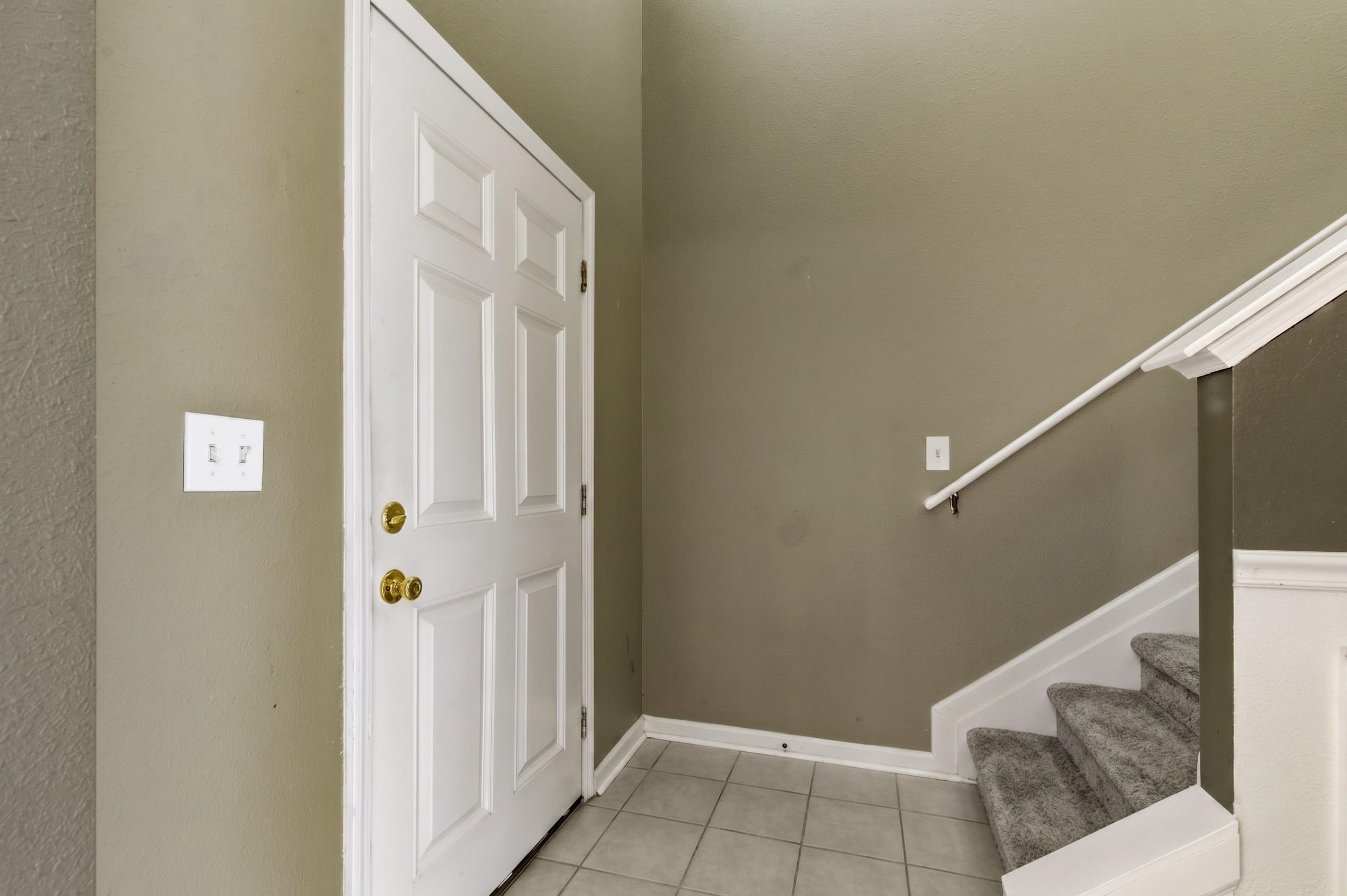 147 Chenoa Dr. Property Photo 14