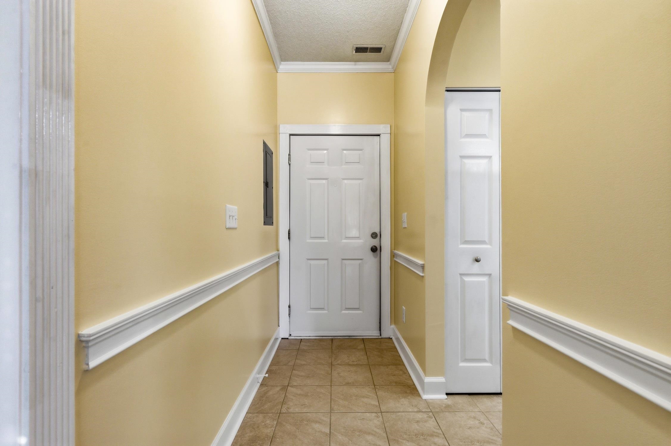 4657 Wild Iris Dr. Property Photo 2