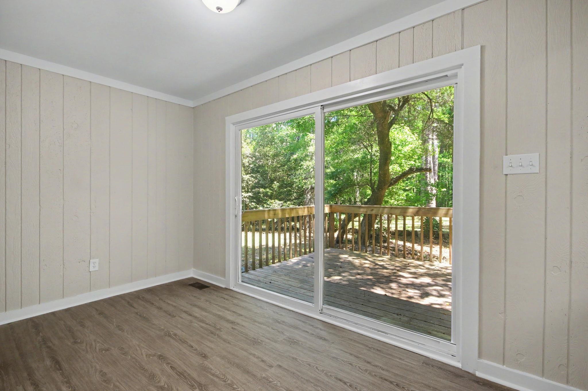106 Weston Rd. Property Photo 25