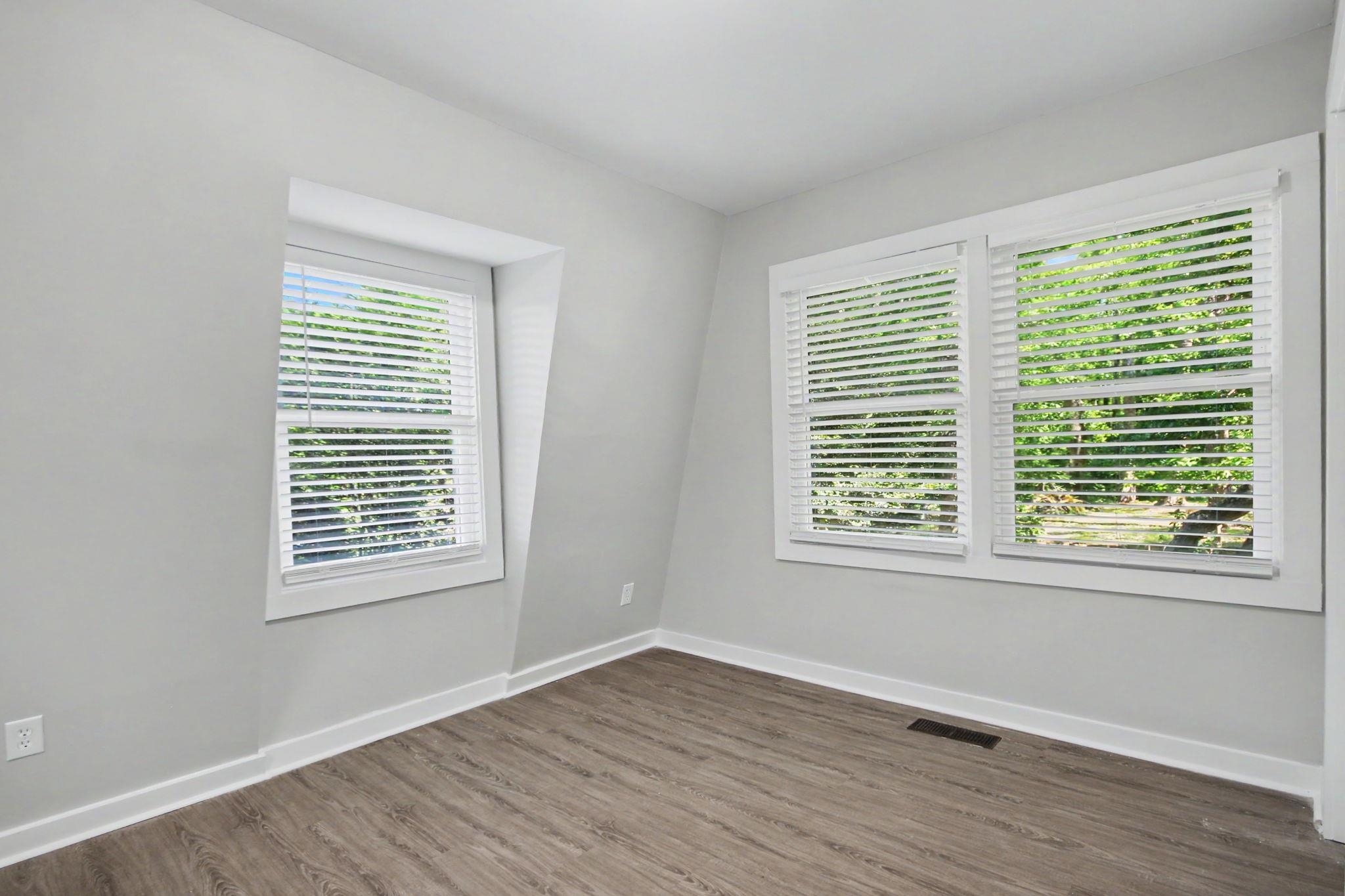 106 Weston Rd. Property Photo 40