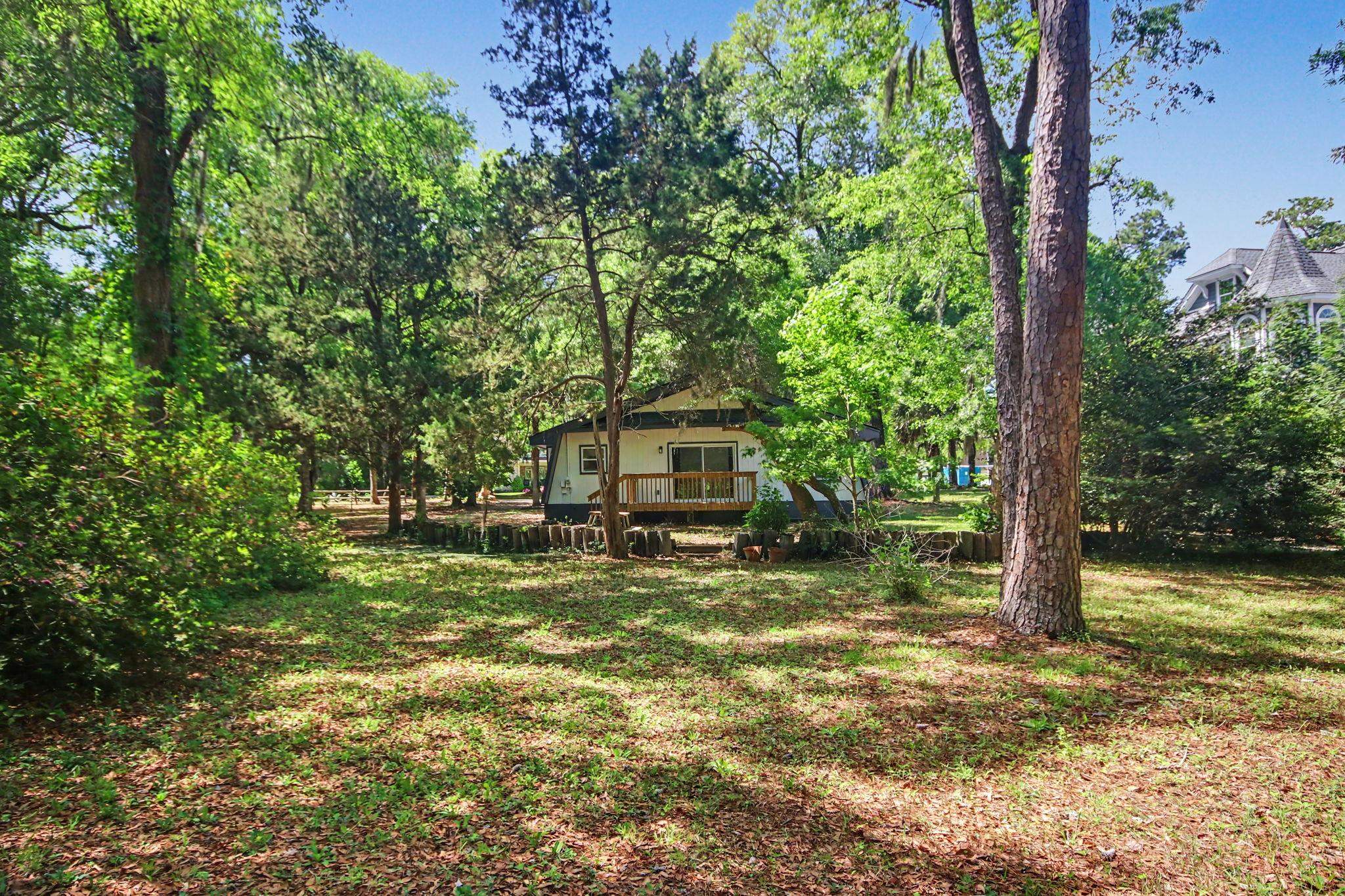 106 Weston Rd. Property Photo 45
