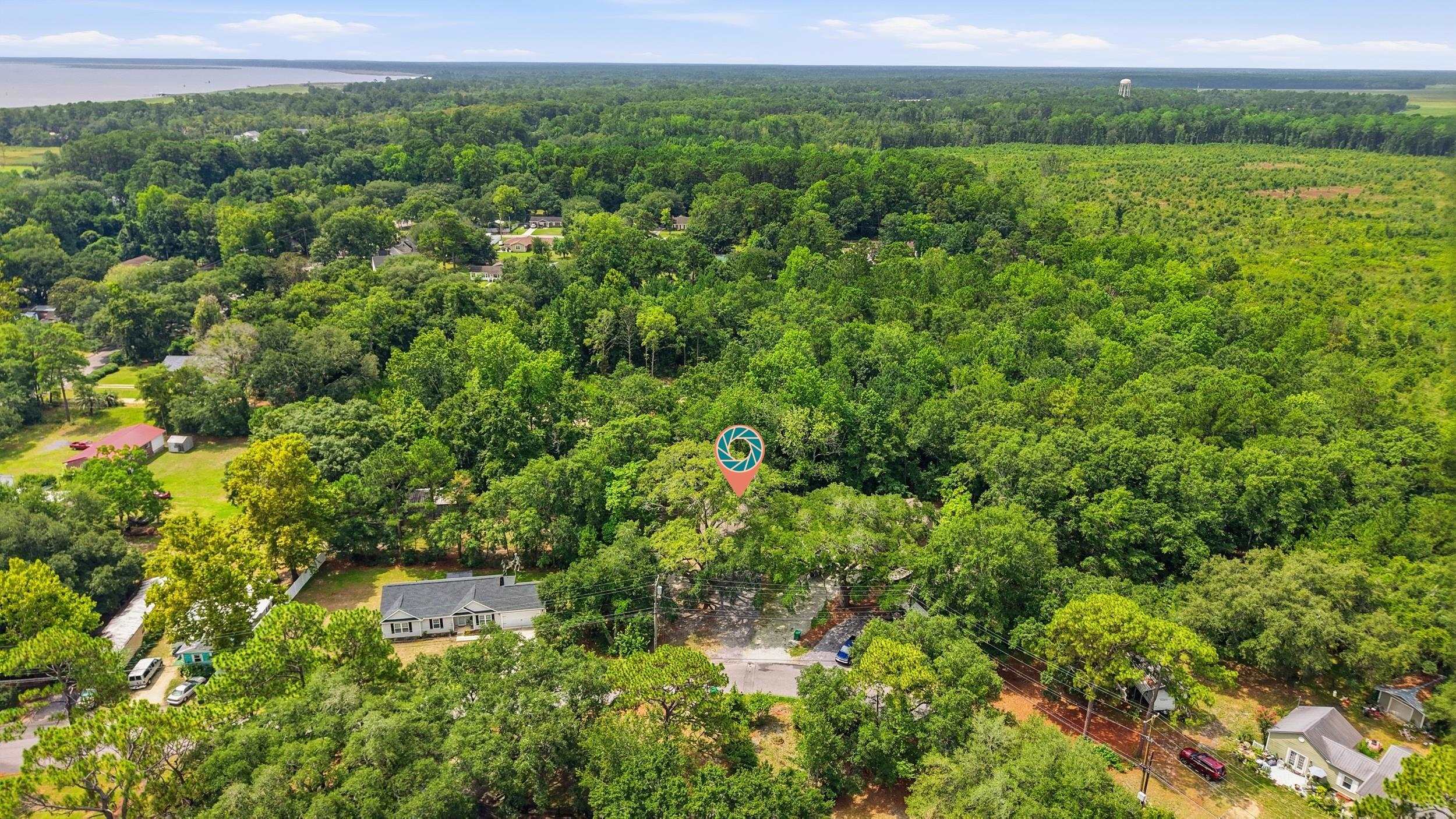 901 Lakeside Dr. Property Photo 27
