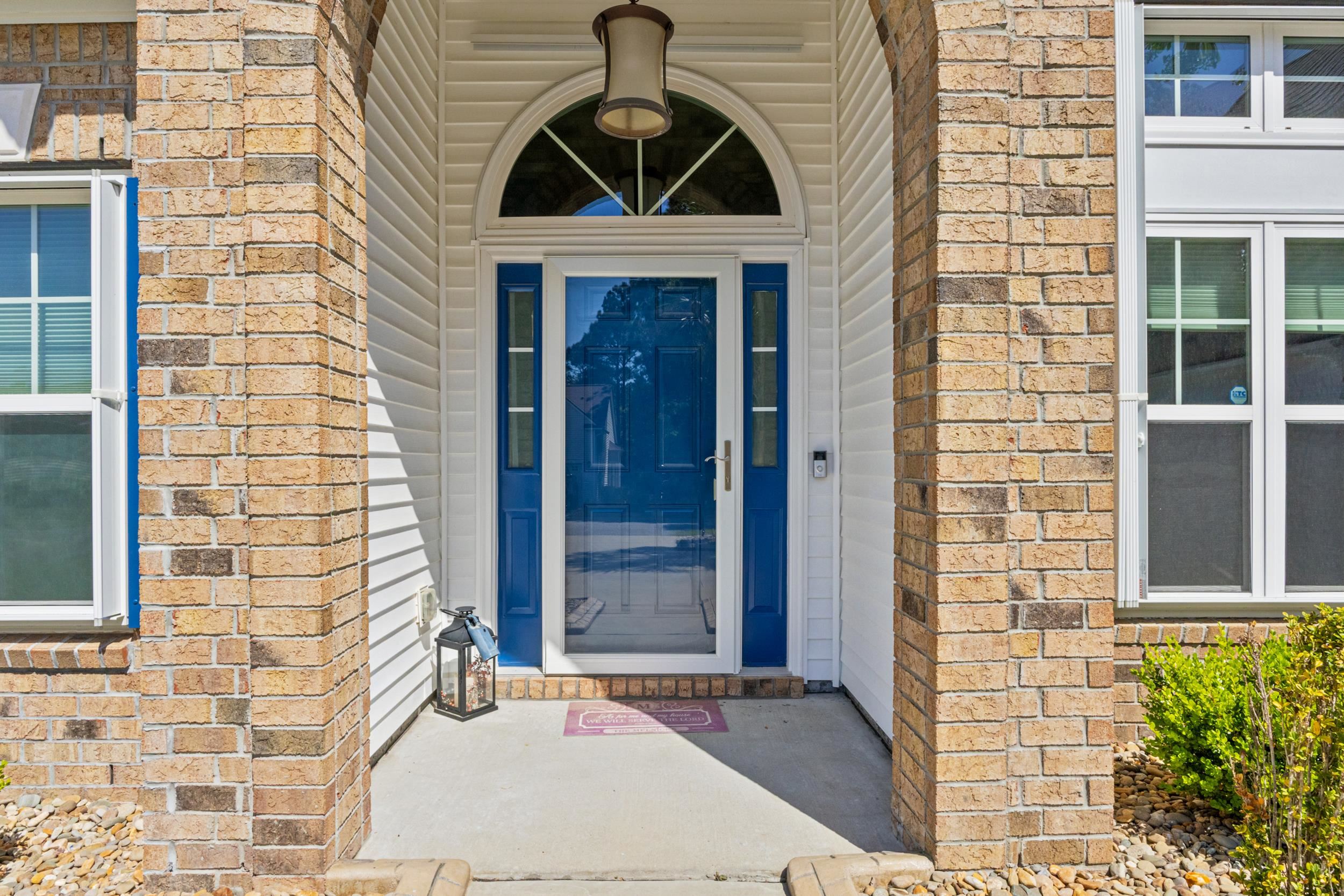 4311 Grovecrest Circle Property Photo 2
