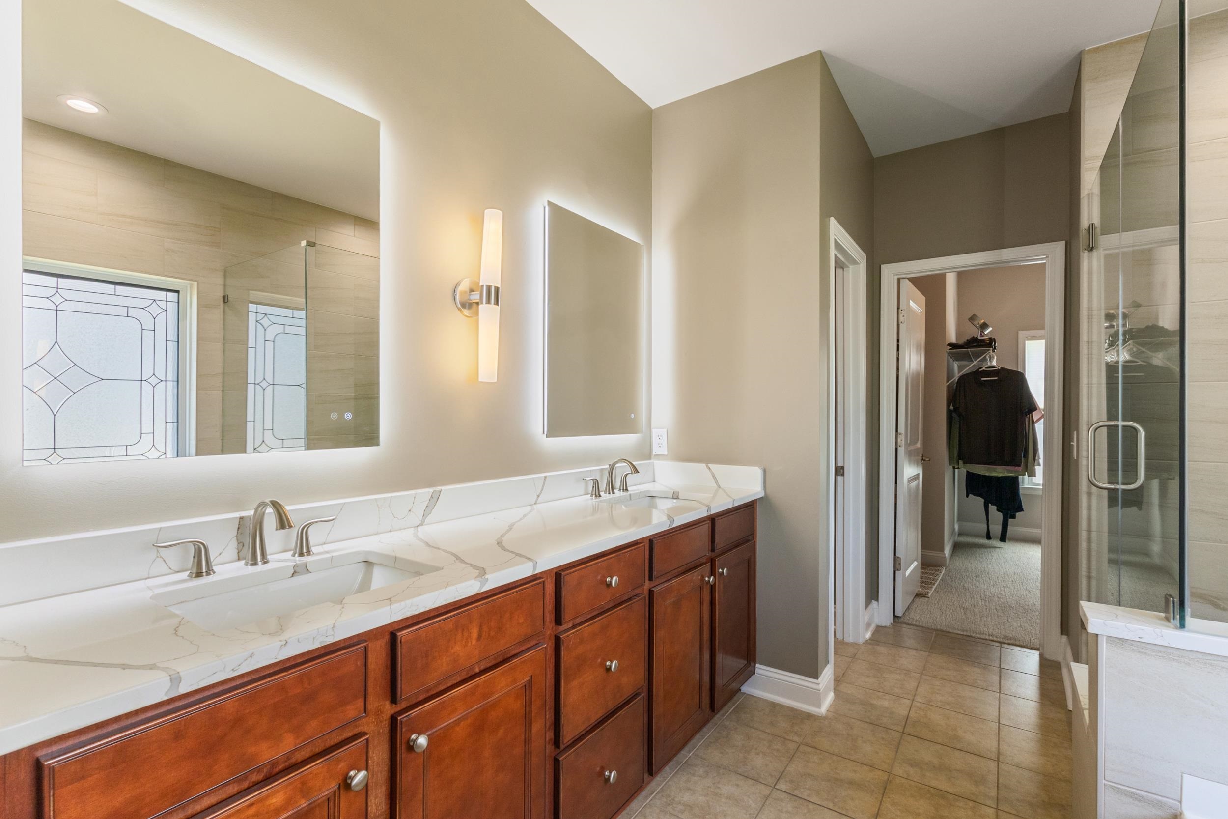 4311 Grovecrest Circle Property Photo 18