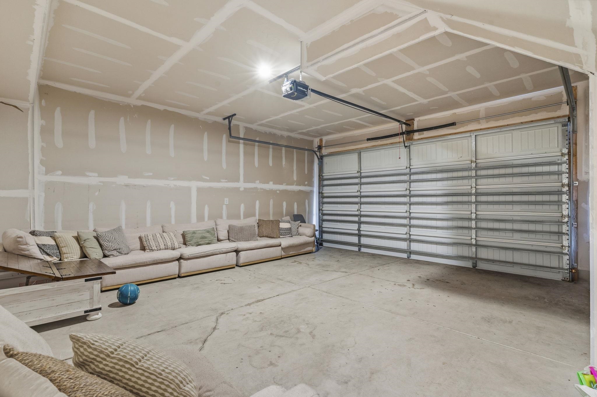 2557 Pete Dye Dr. Property Photo 17