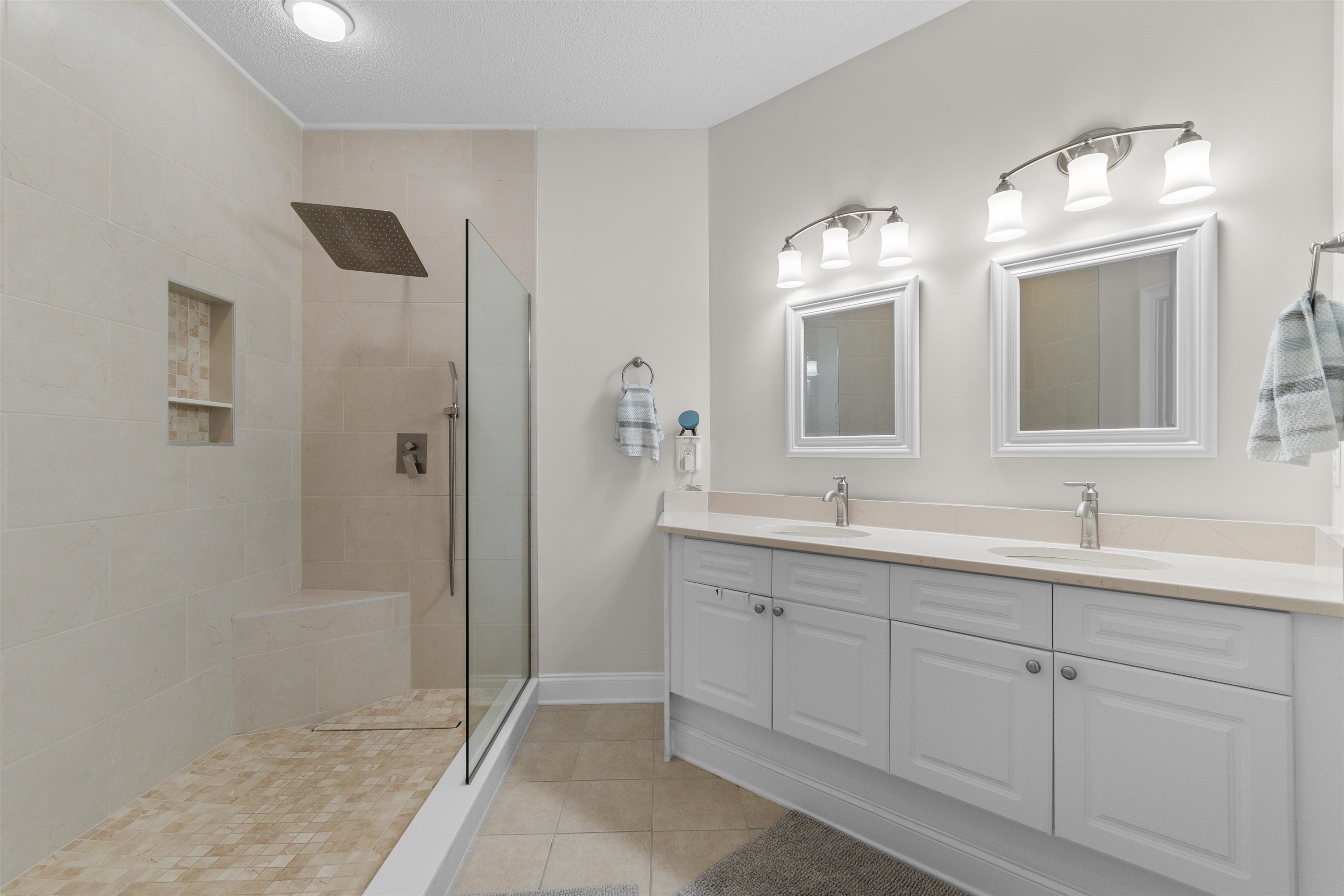 6203 Catalina Dr. Property Photo 16