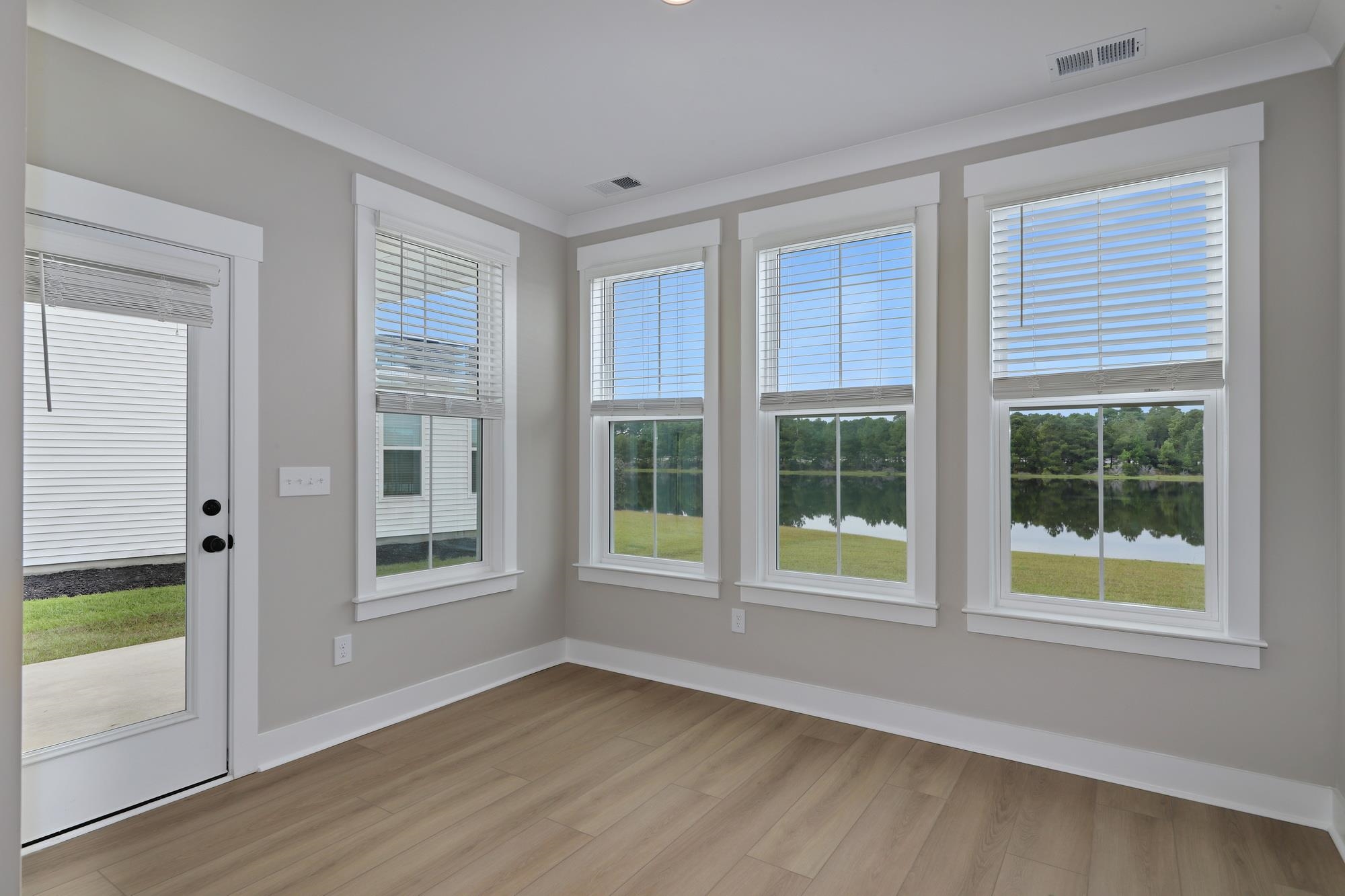 6160 Zoe Way Property Photo 10