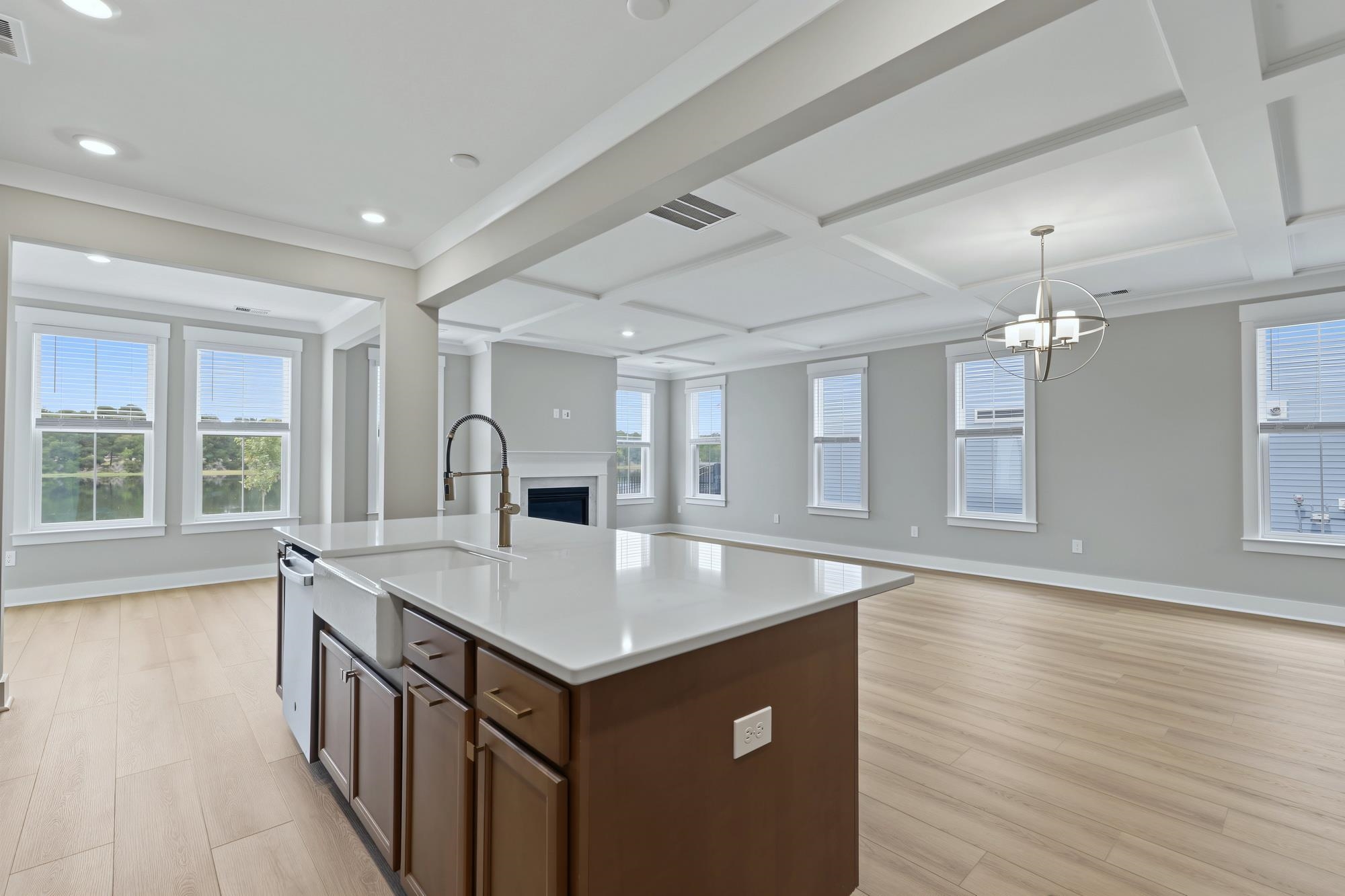 6160 Zoe Way Property Photo 12
