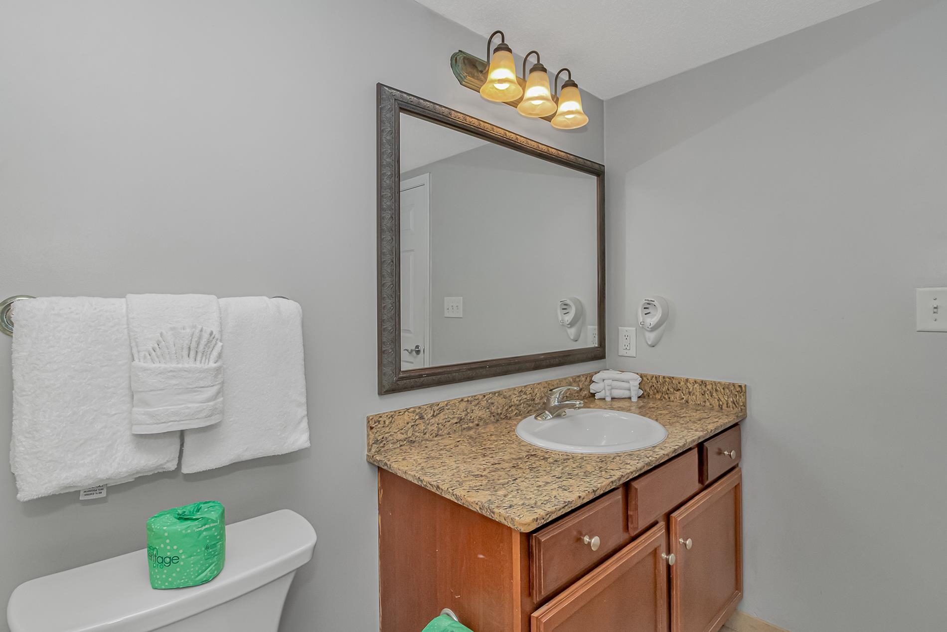 2600 N Ocean Blvd. Property Photo 20
