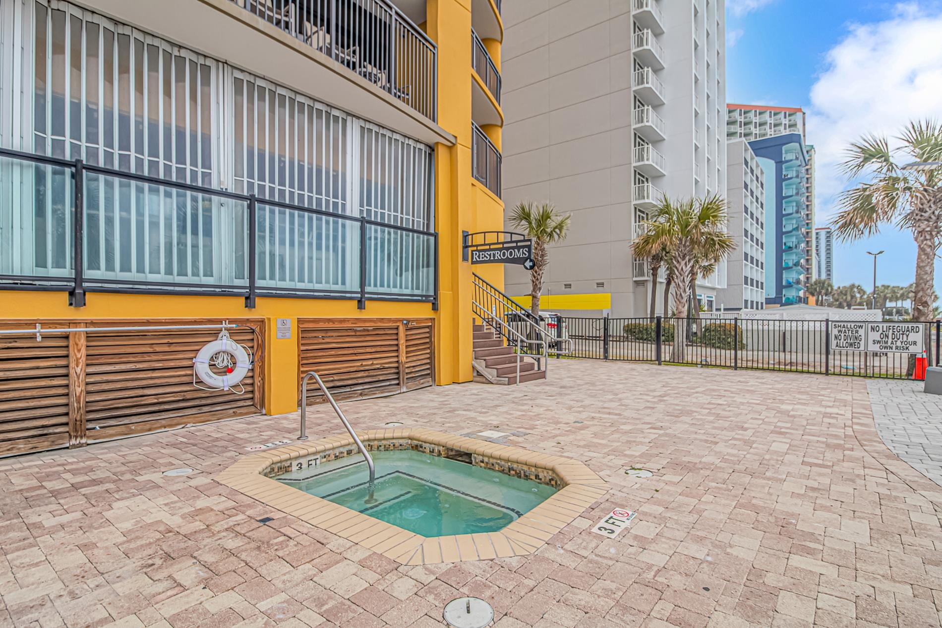 2600 N Ocean Blvd. Property Photo 26