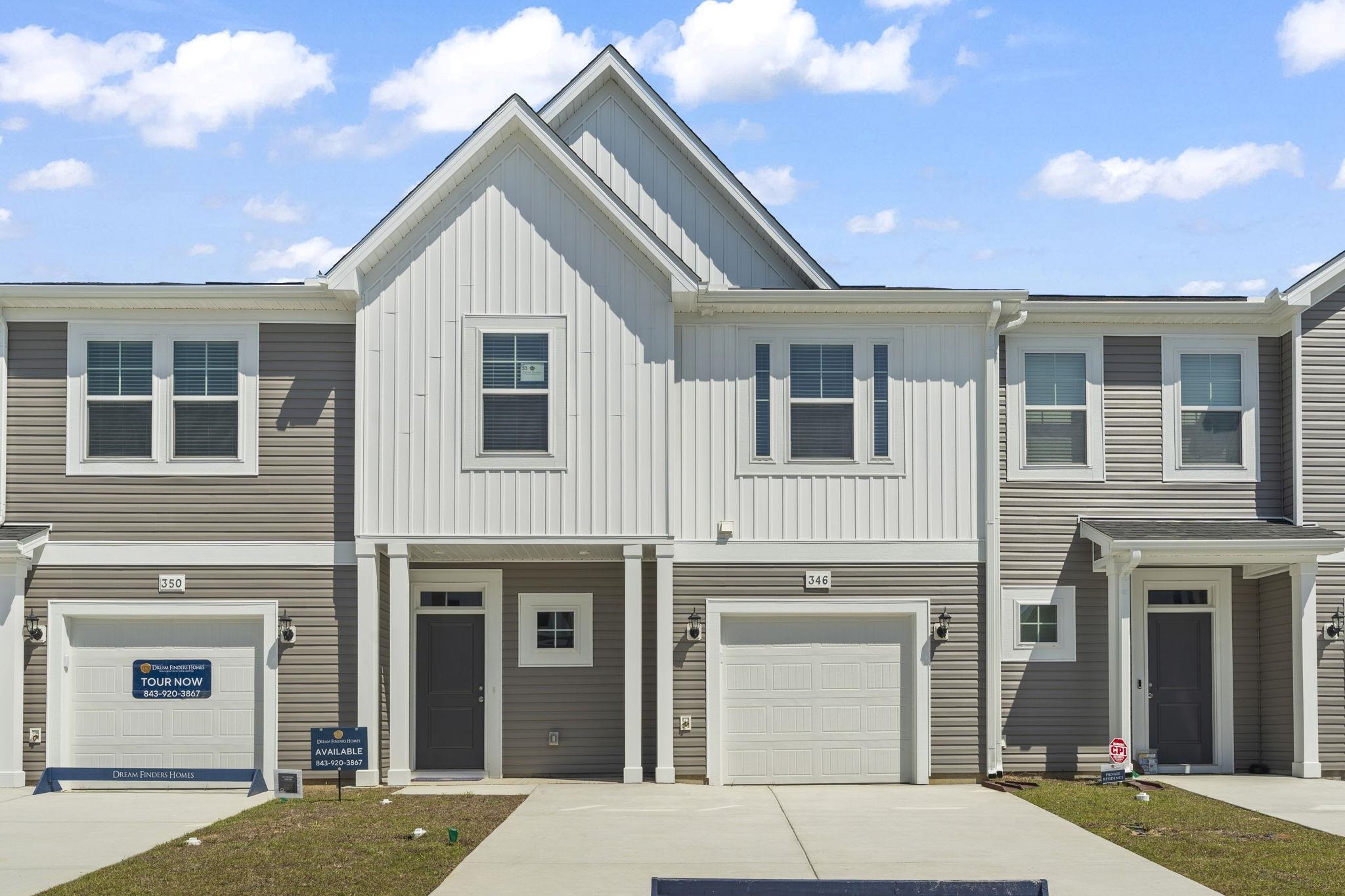 346 Sandridgebury Dr. Property Photo 1
