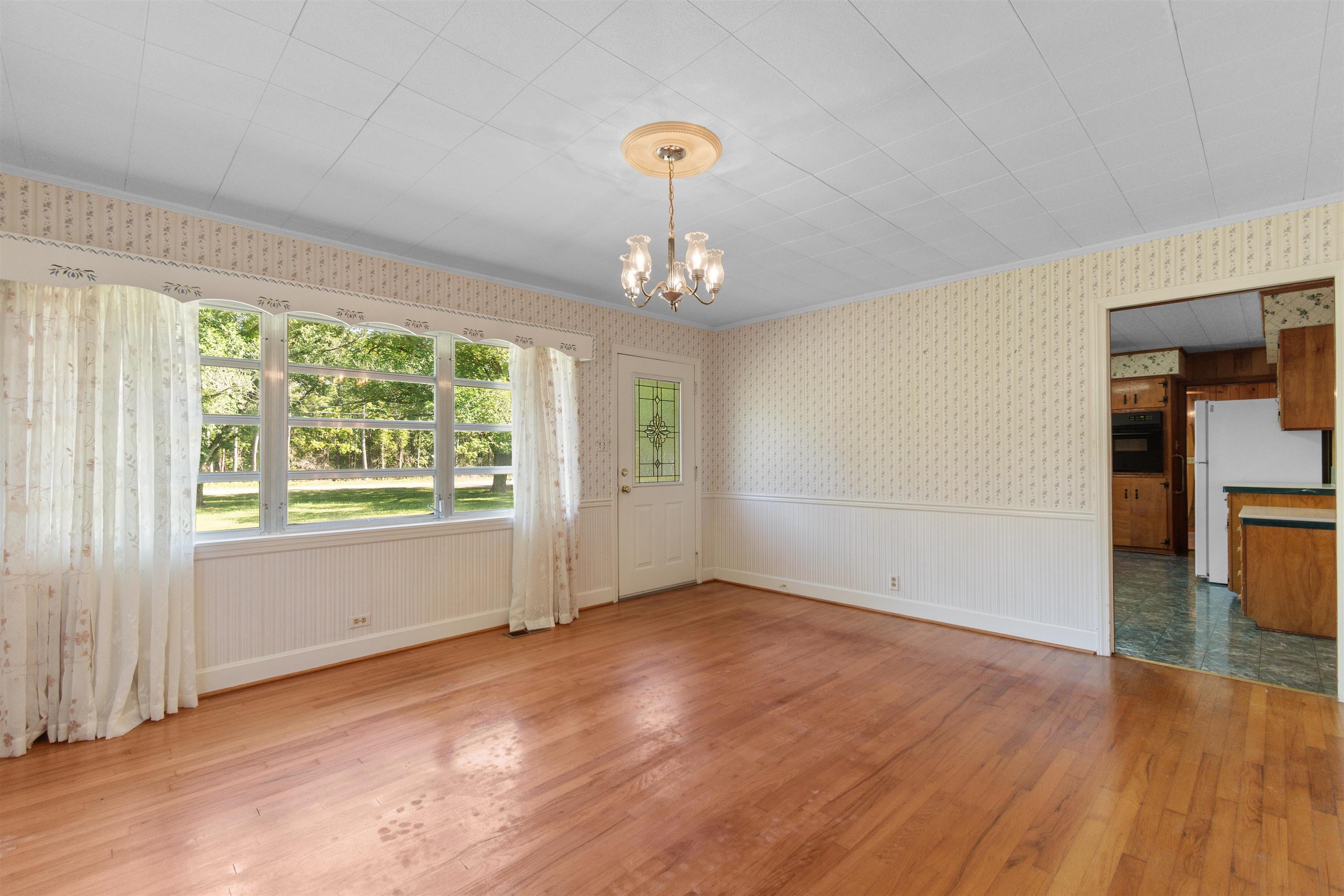 1594 Montford Rd. Property Photo 6