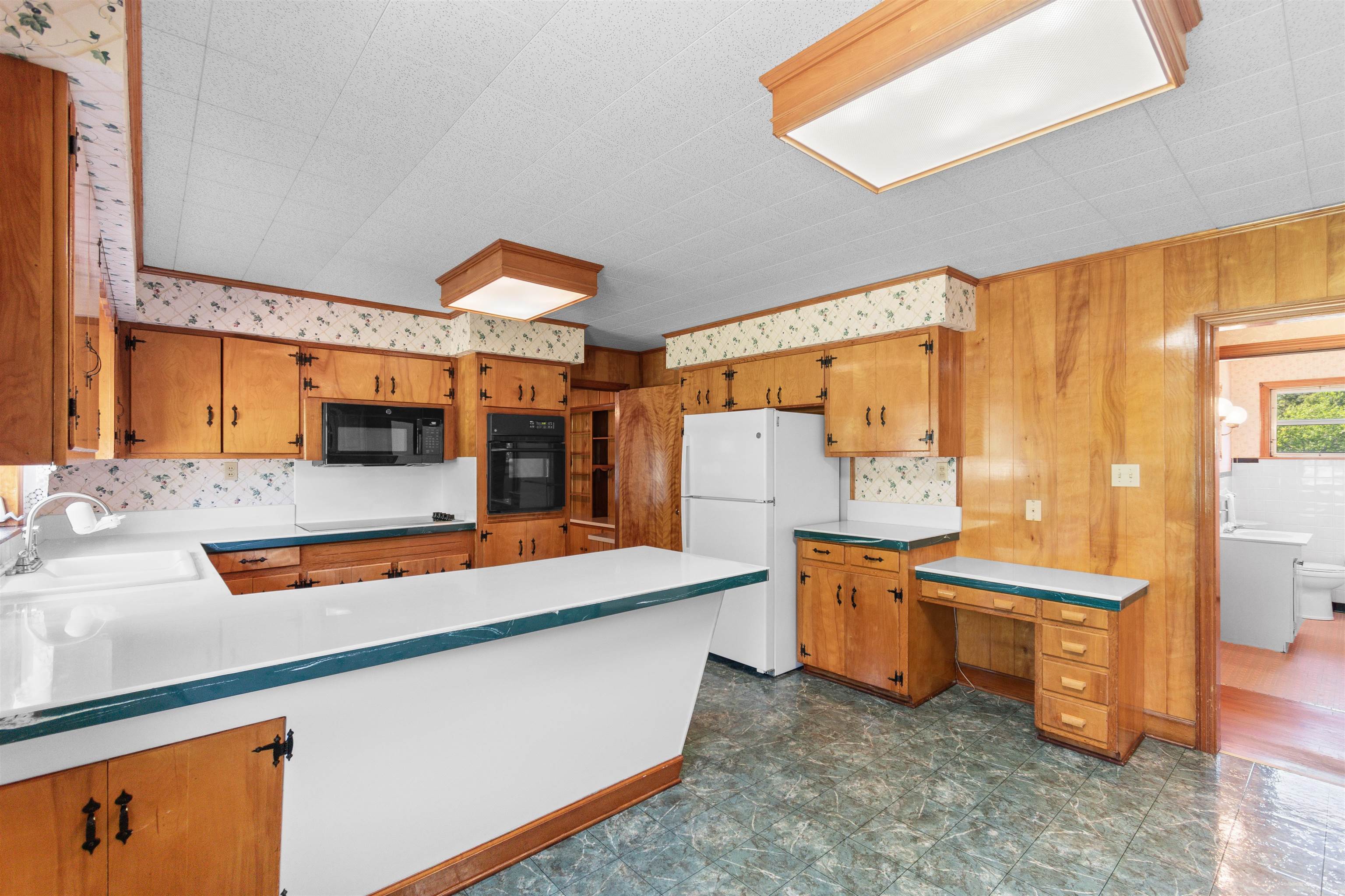 1594 Montford Rd. Property Photo 10