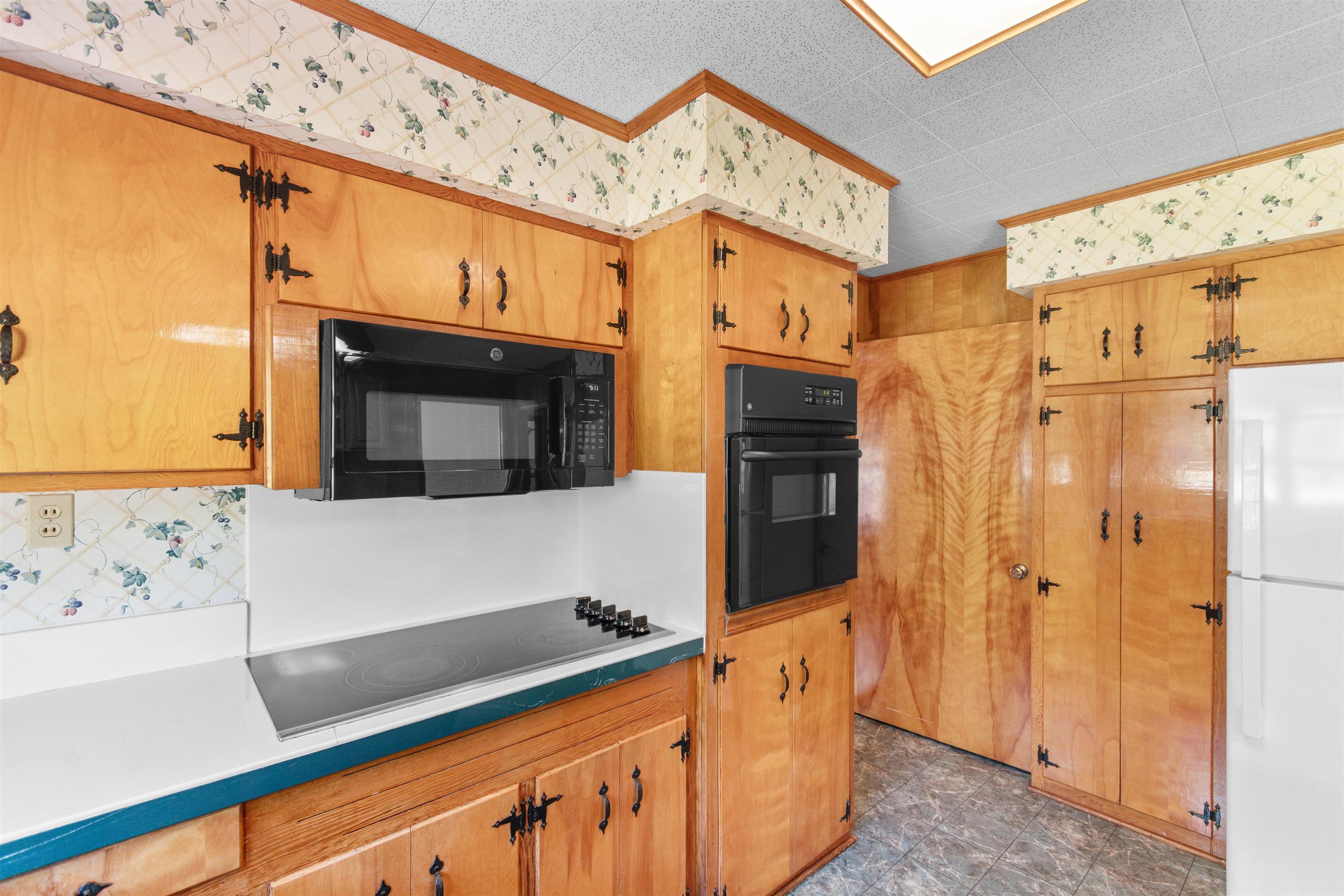 1594 Montford Rd. Property Photo 14