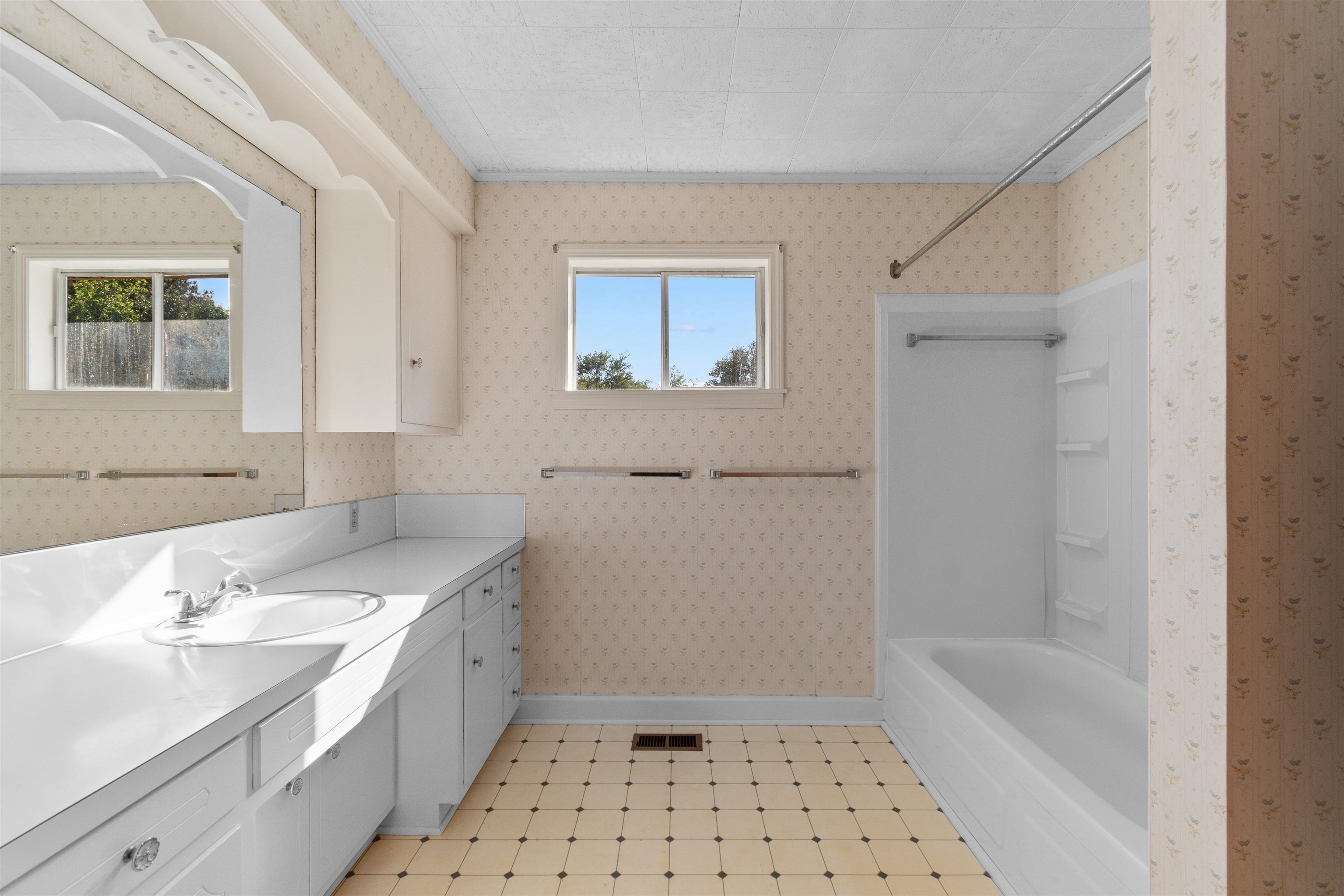 1594 Montford Rd. Property Photo 28