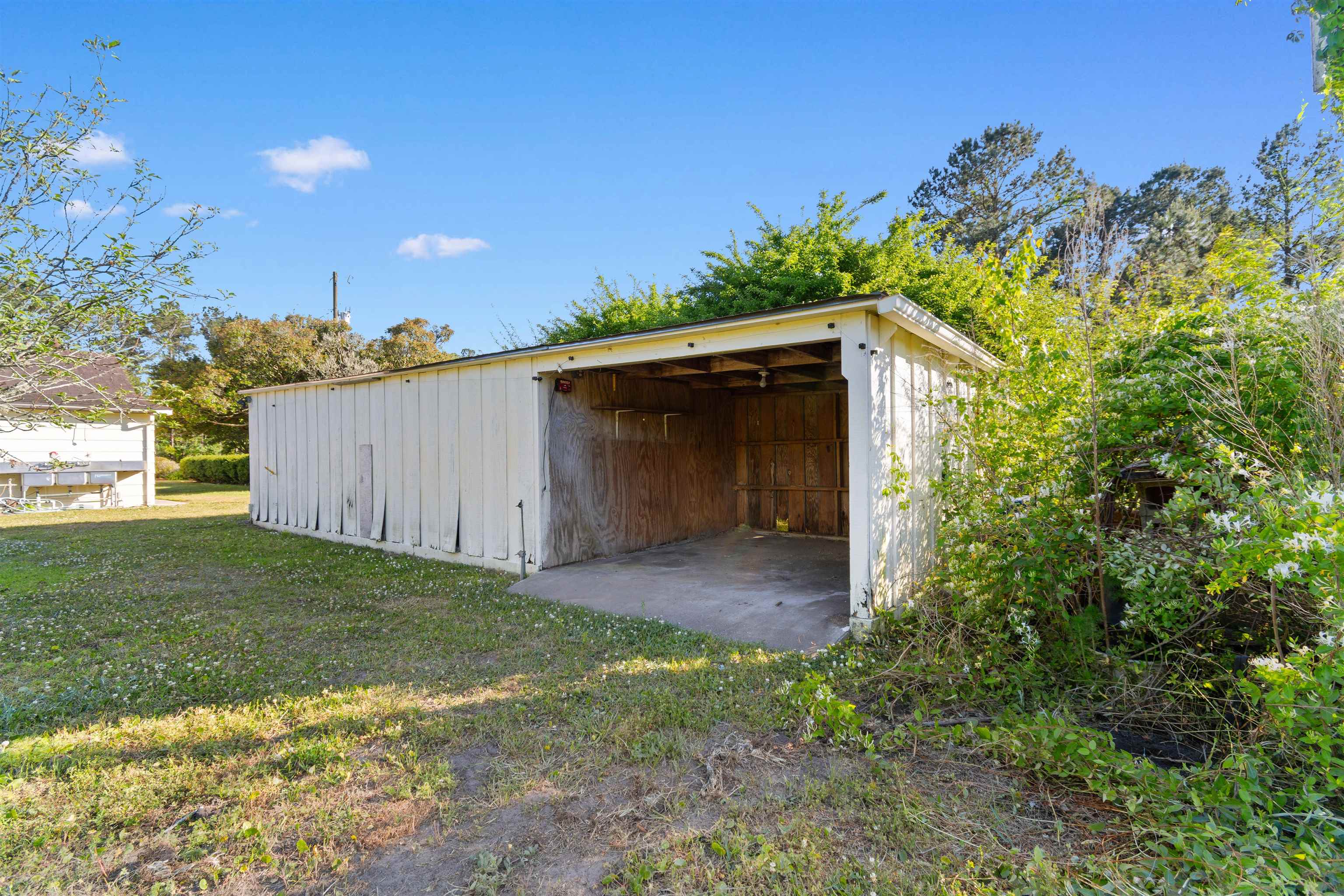 1594 Montford Rd. Property Photo 38