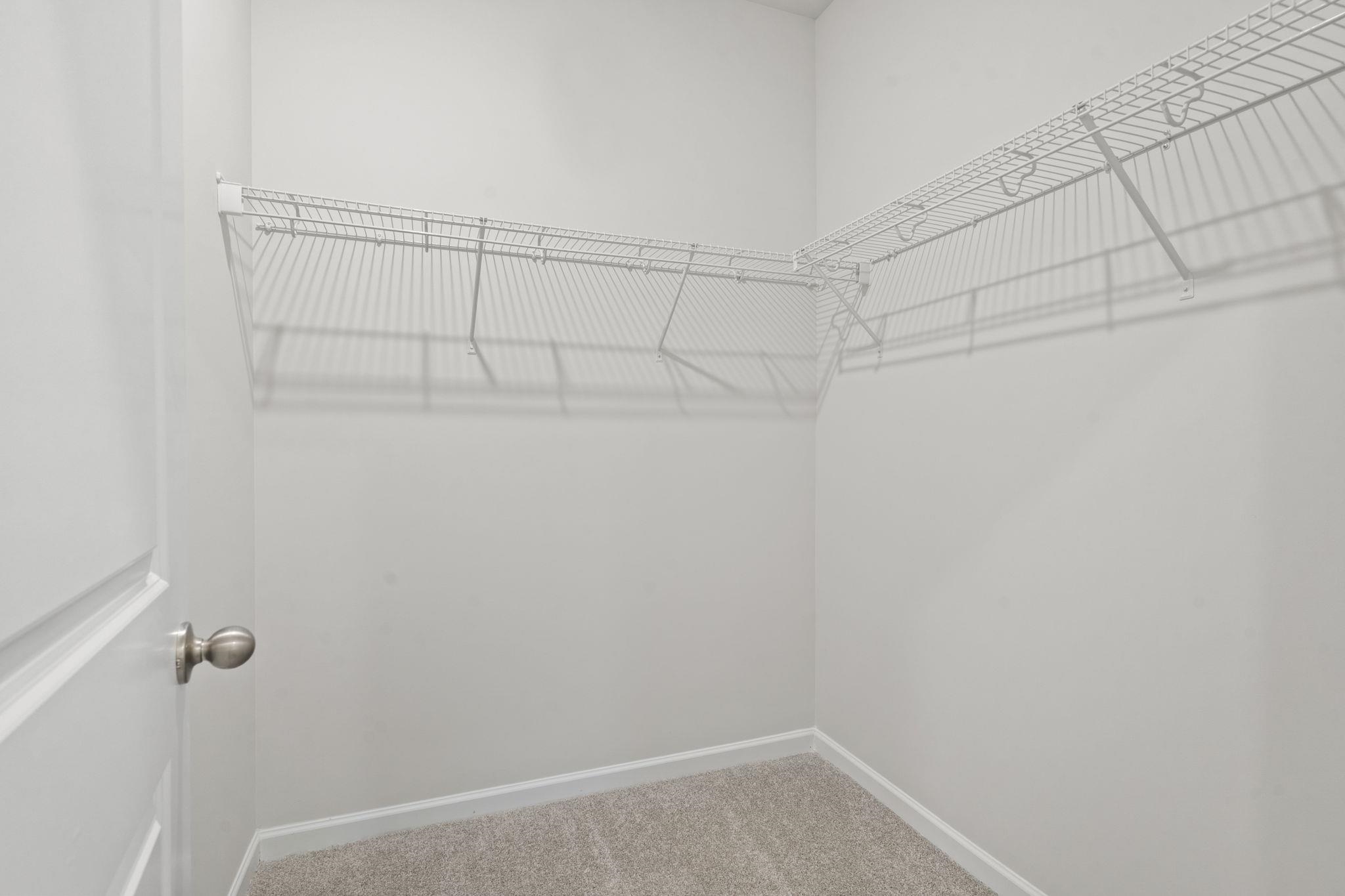 350 Sandridgebury Dr. Property Photo 21