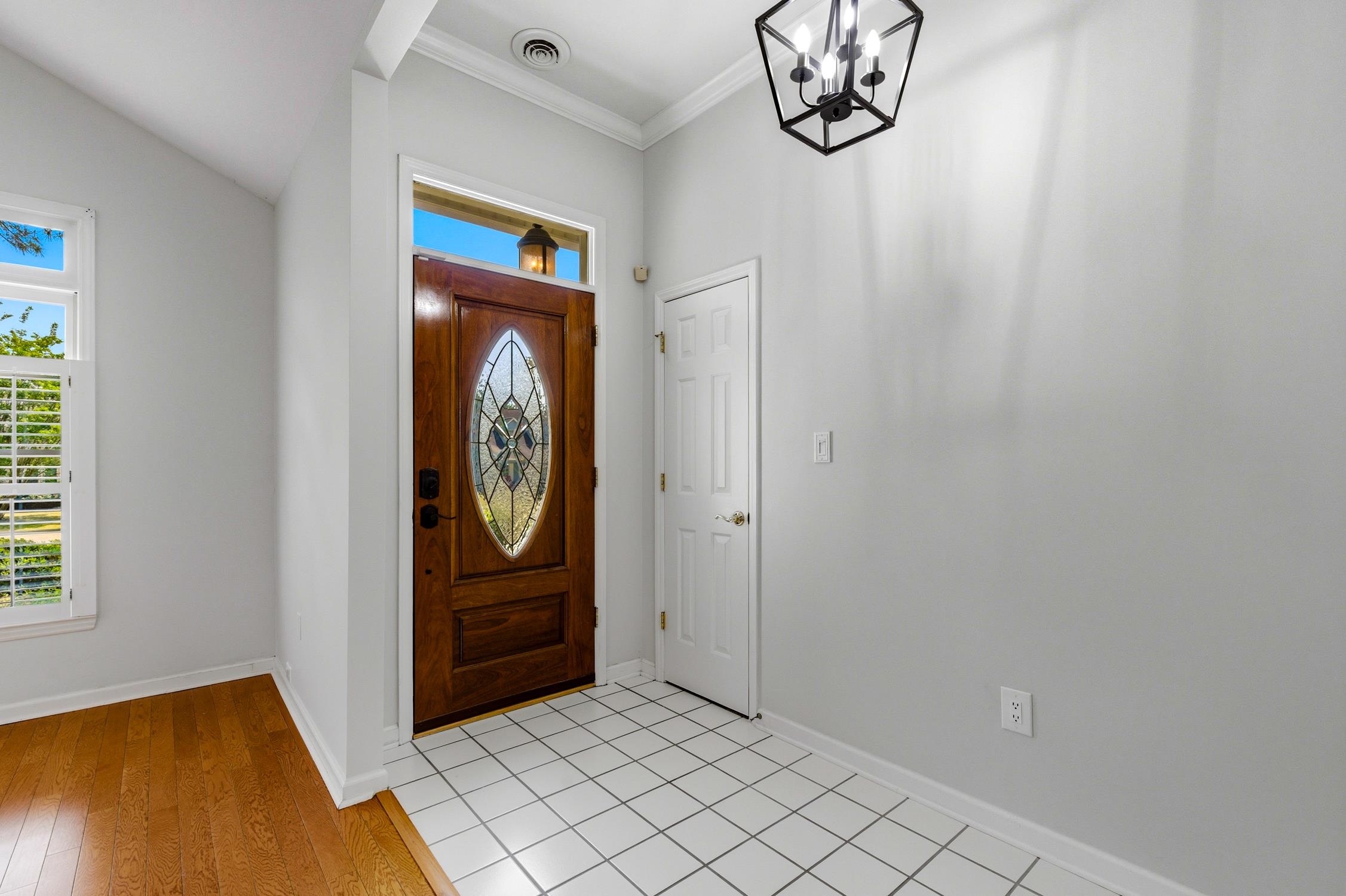 3068 Sweetpine Ln. Property Photo 3