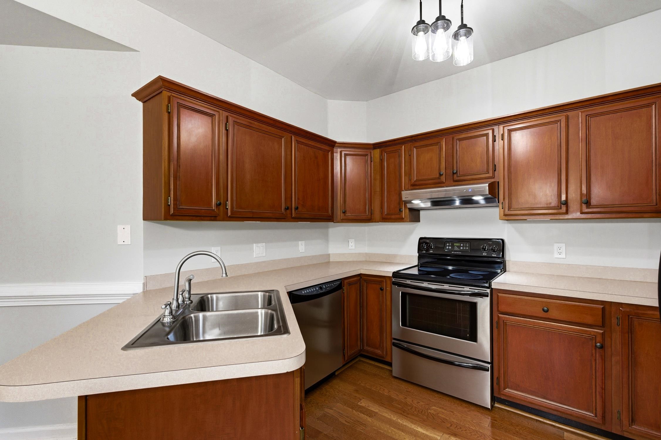 3068 Sweetpine Ln. Property Photo 13