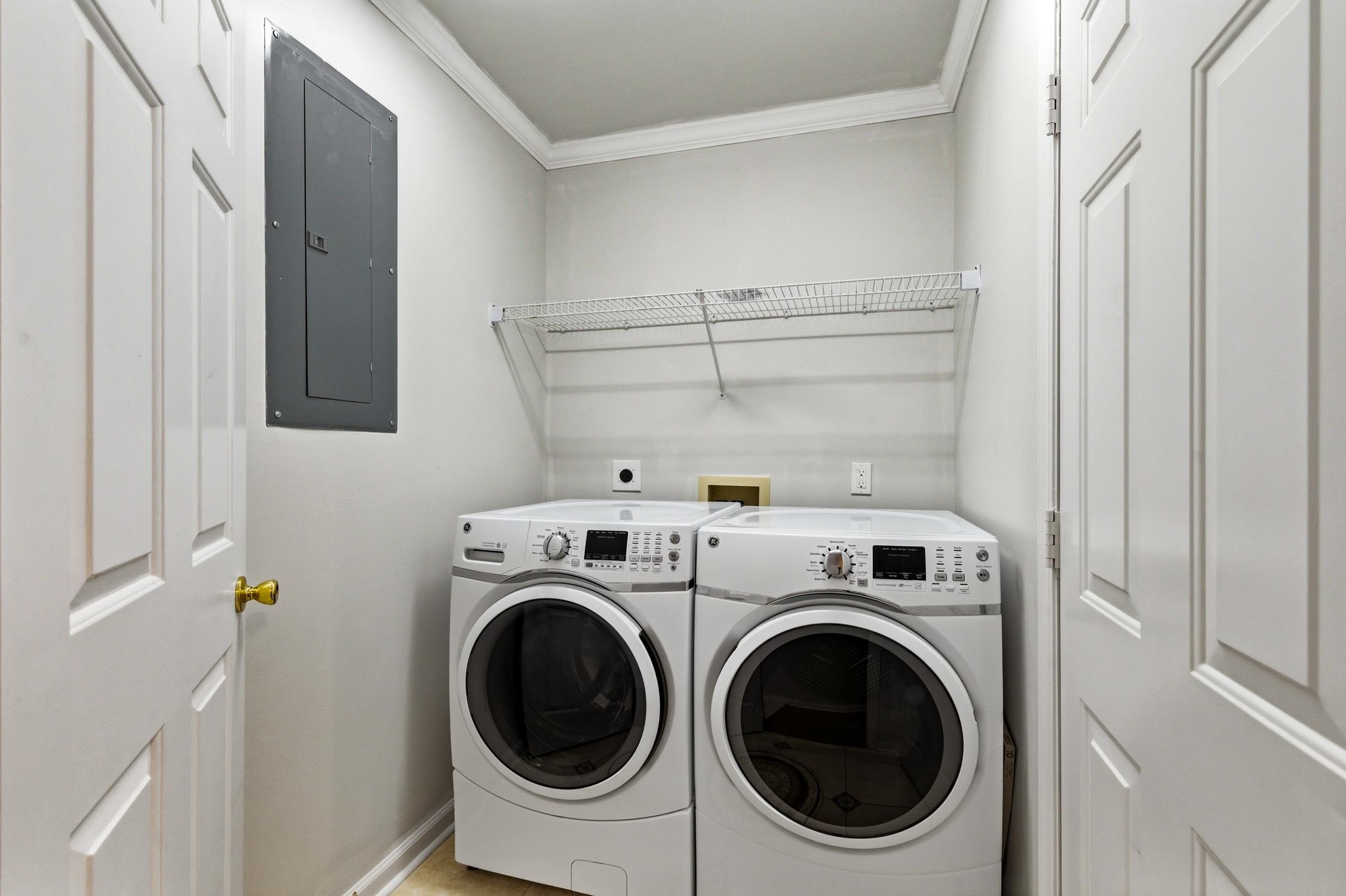 3068 Sweetpine Ln. Property Photo 24