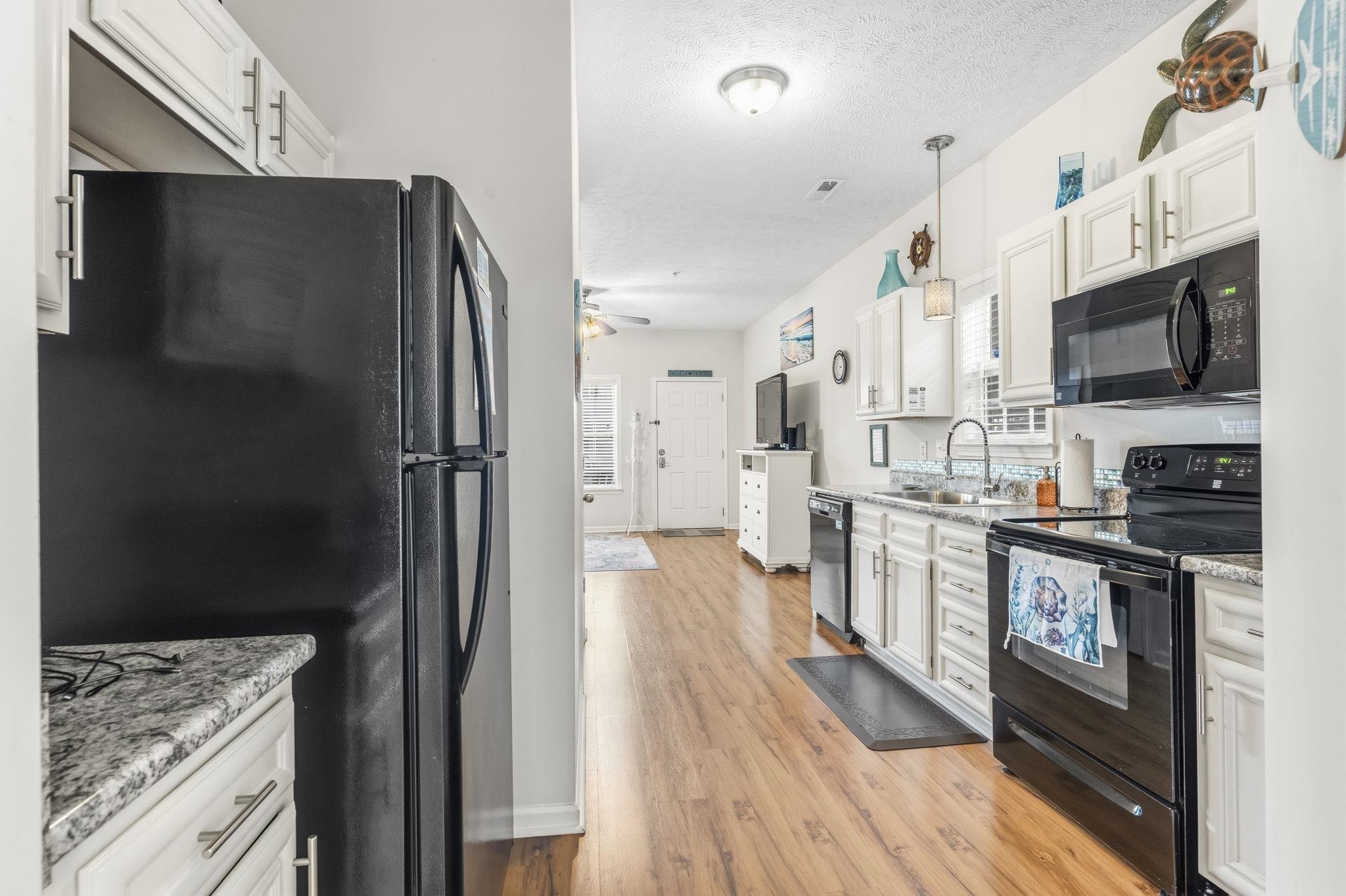320 Sailors Ct. Property Photo 12