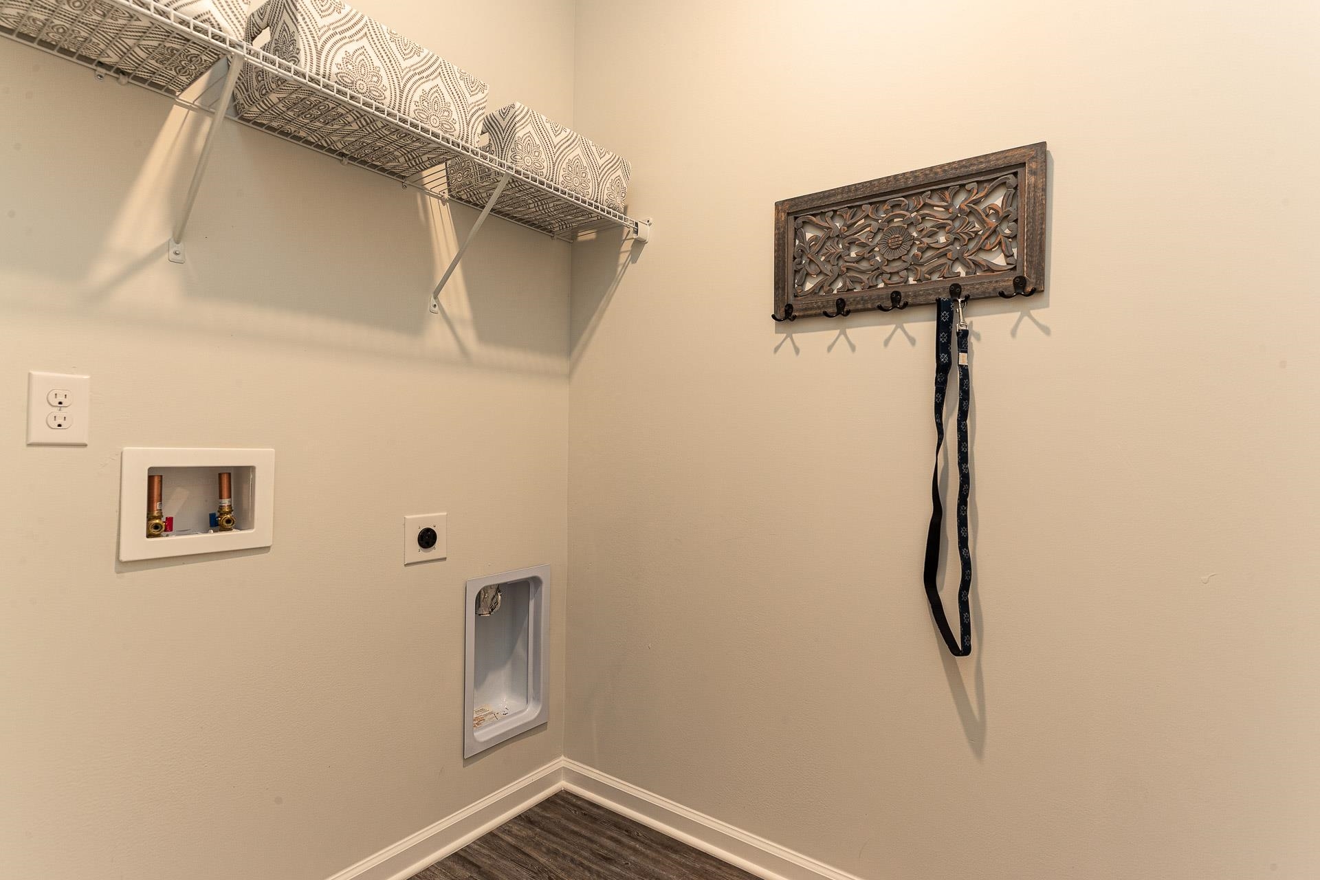 3006 Waterfall Way Property Photo 20
