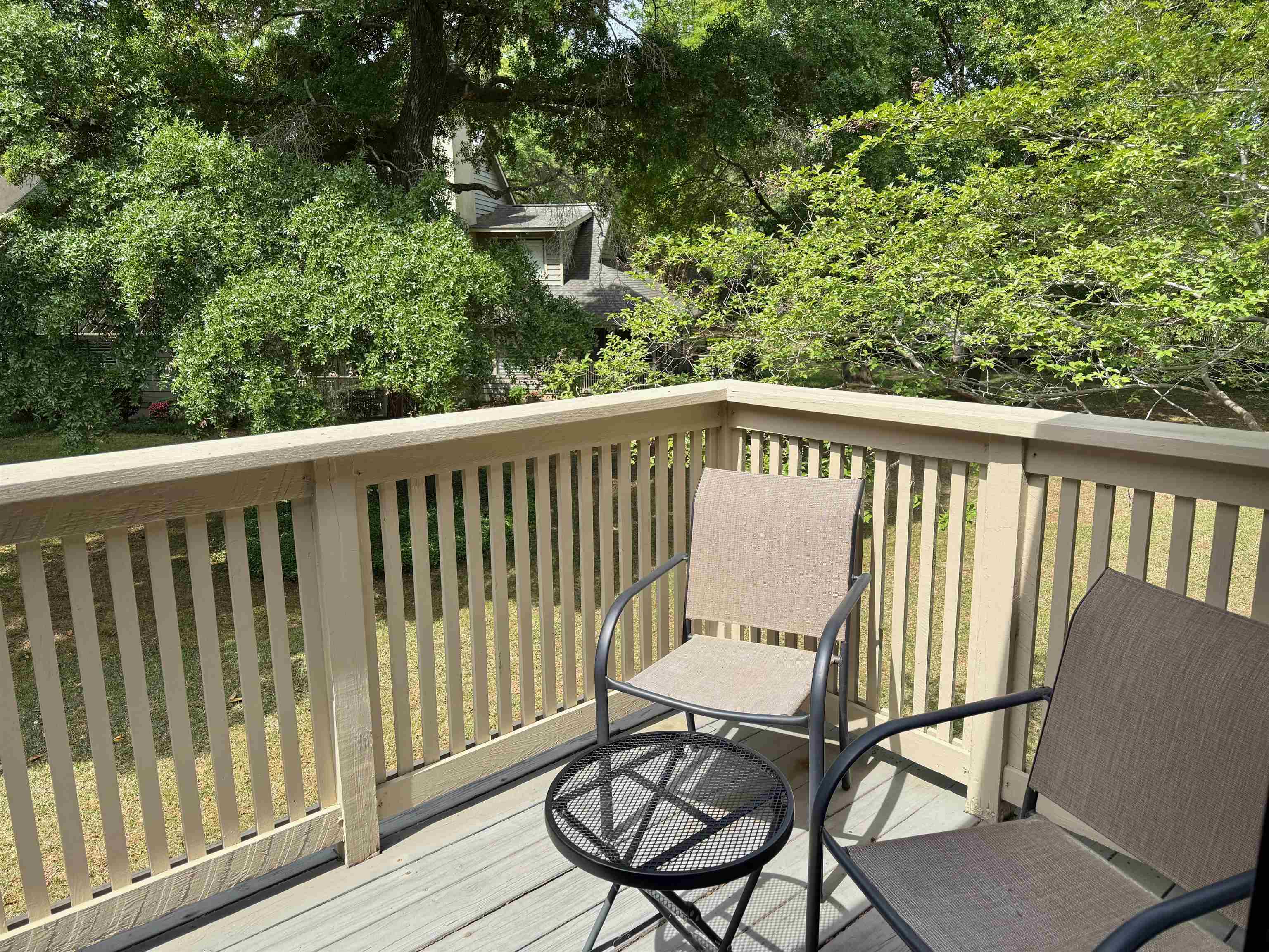 306 Westbury Ct. Property Photo 9