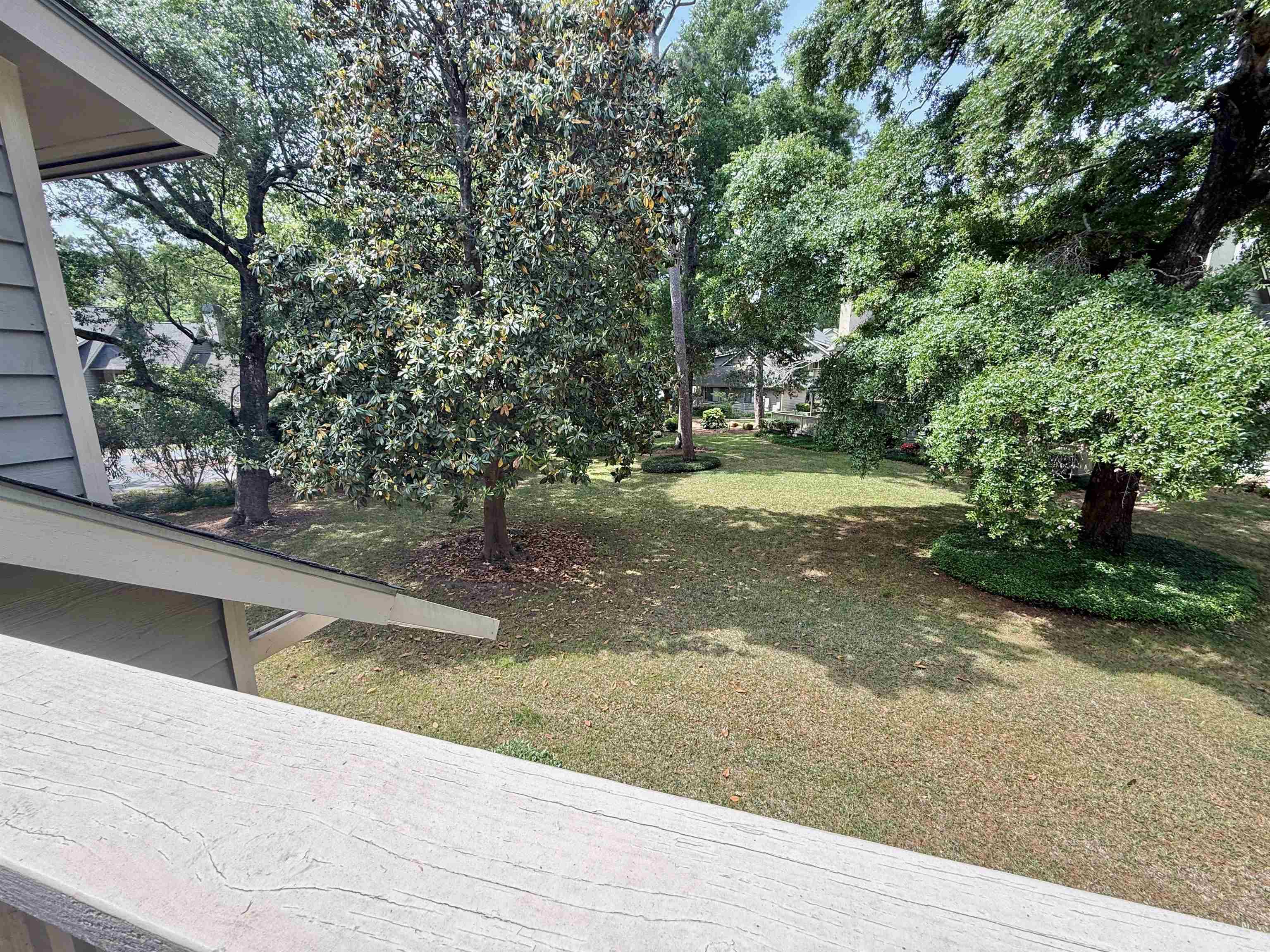 306 Westbury Ct. Property Photo 12