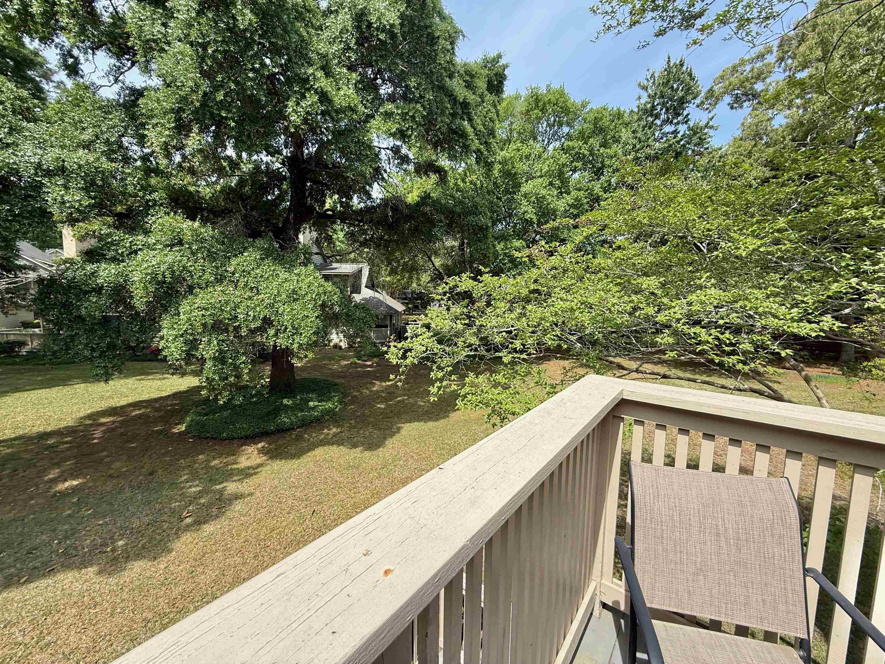 306 Westbury Ct. Property Photo 13
