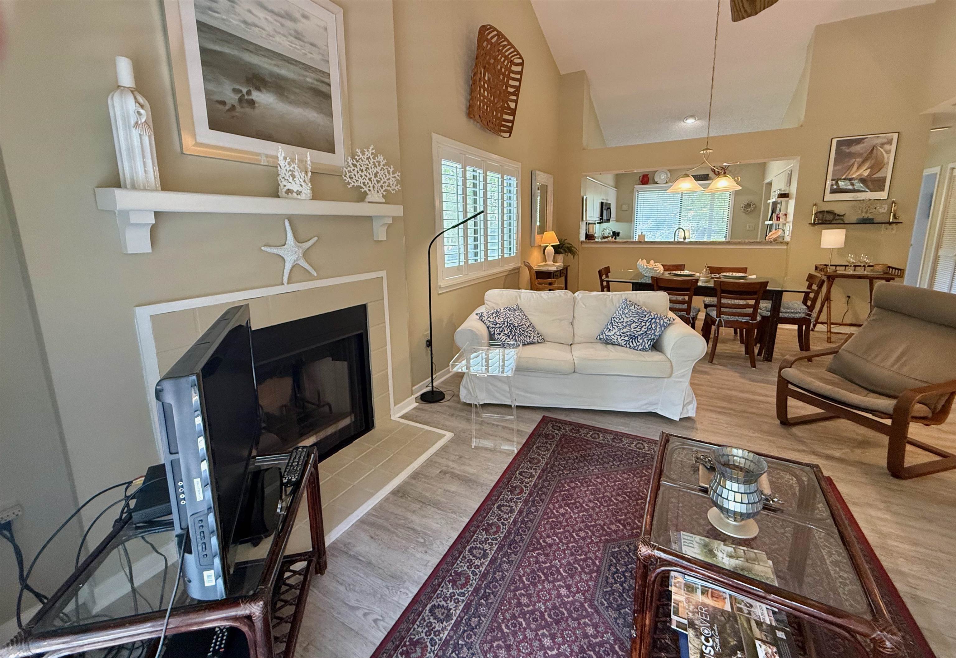 306 Westbury Ct. Property Photo 17