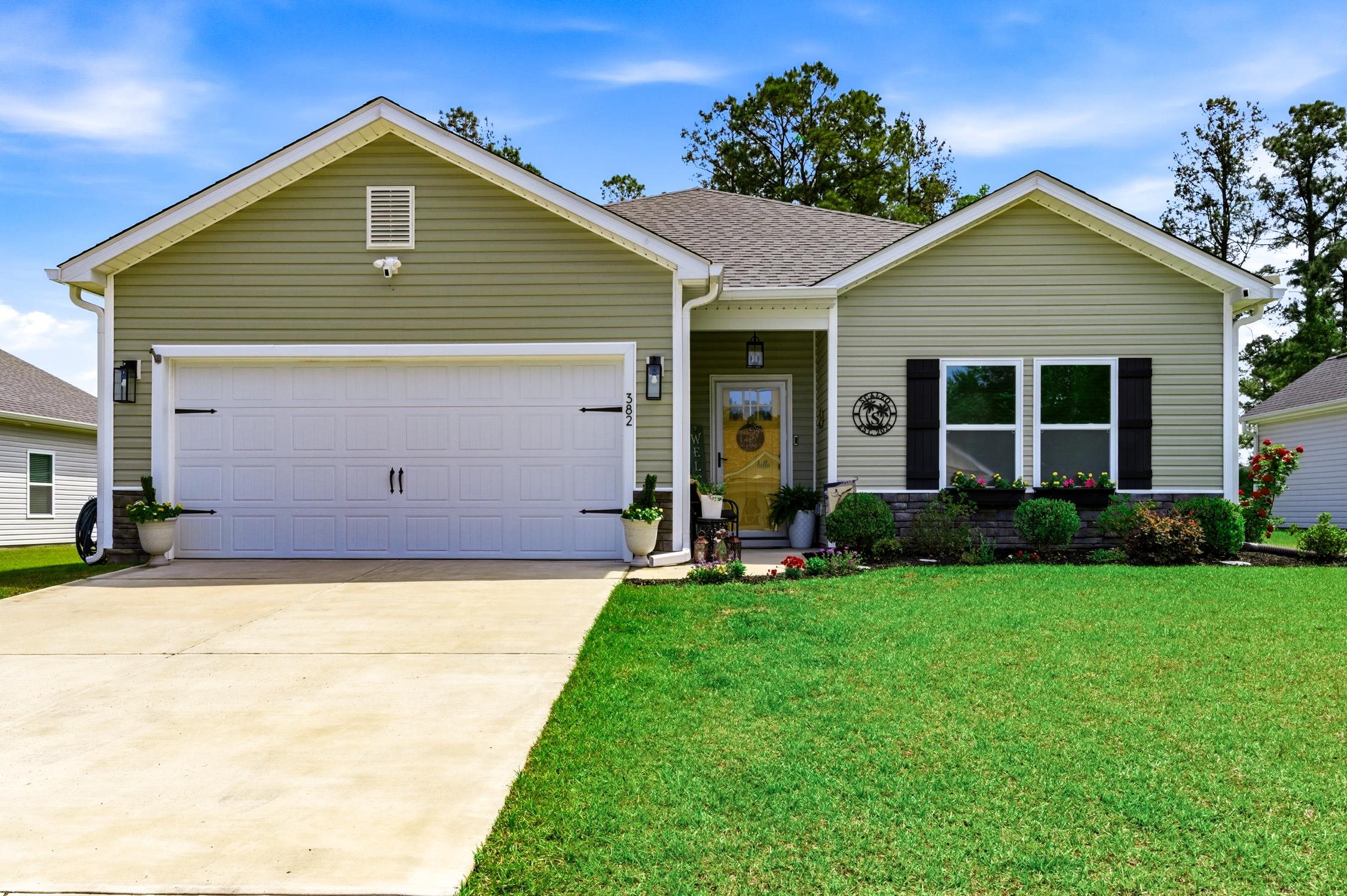 382 Long Meadow Dr. Property Photo 1