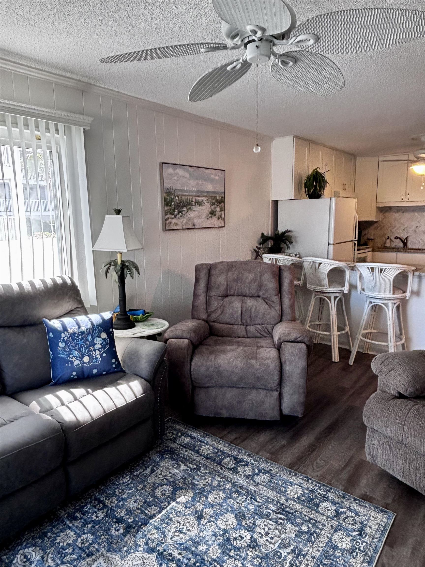 9600 Shore Dr. Property Photo 6