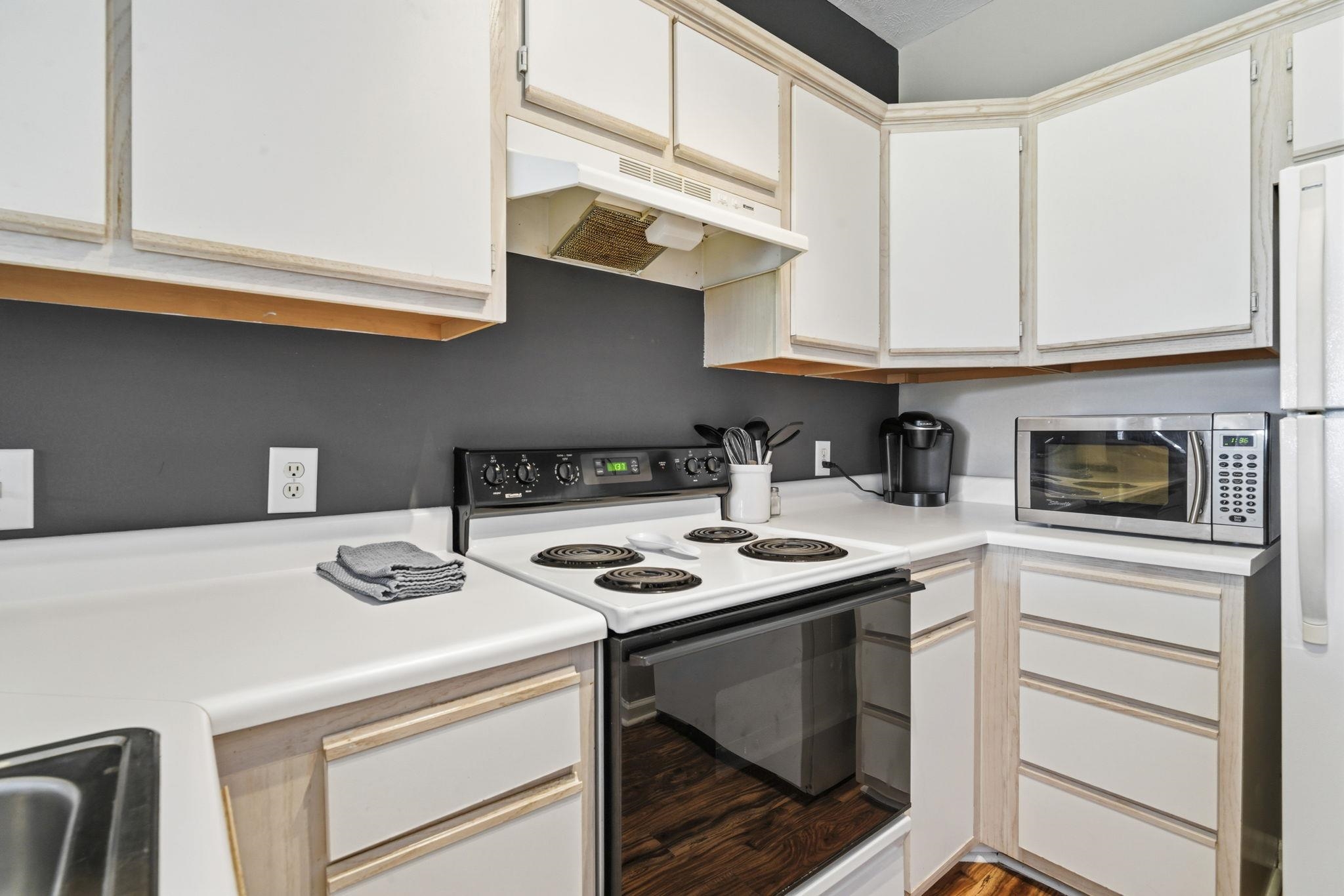 480 River Oaks Dr. Property Photo 8
