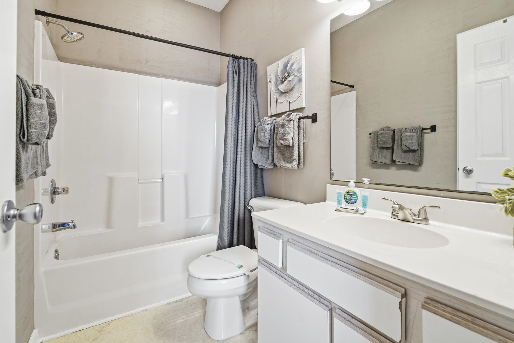 480 River Oaks Dr. Property Photo 27