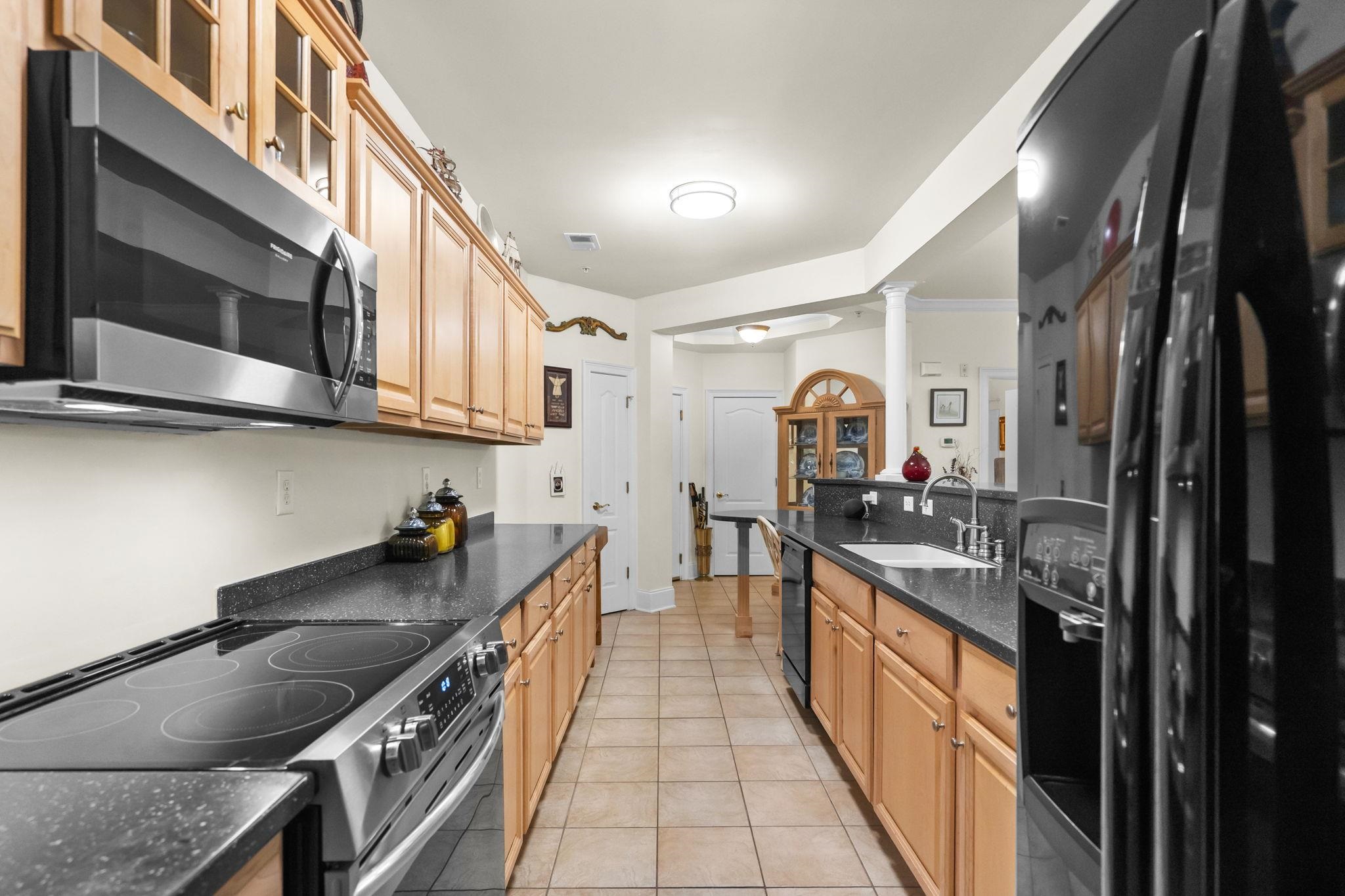 2180 Waterview Dr. Property Photo 22