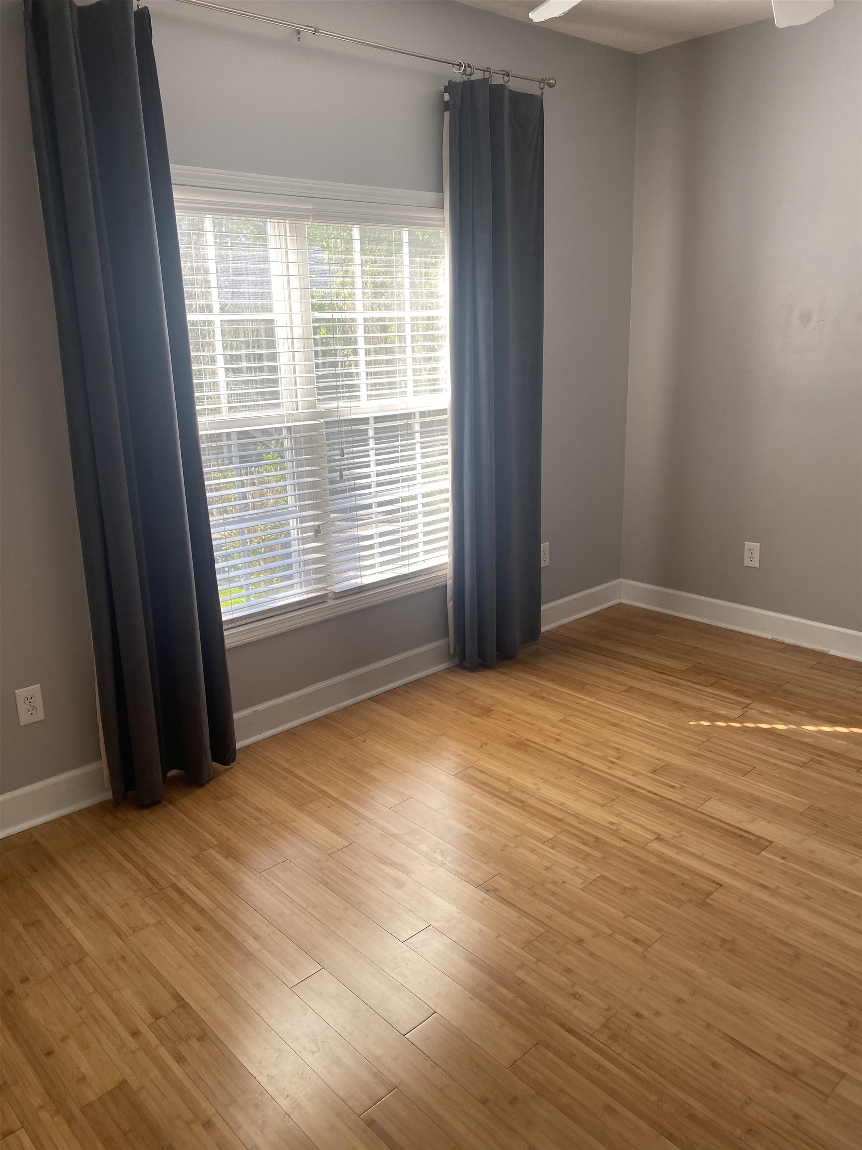 70 Seagrove Ct. Property Photo 7
