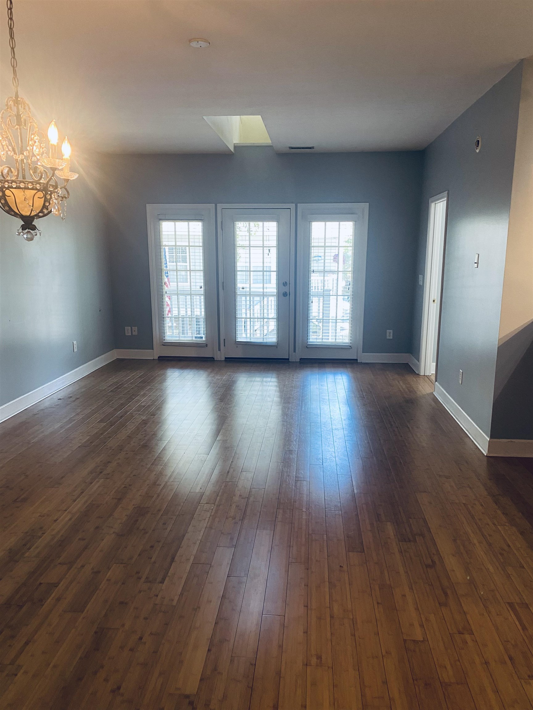 70 Seagrove Ct. Property Photo 10