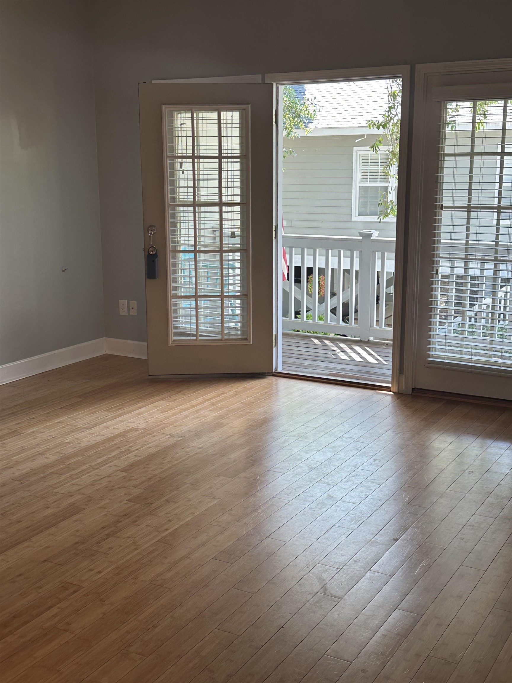 70 Seagrove Ct. Property Photo 12
