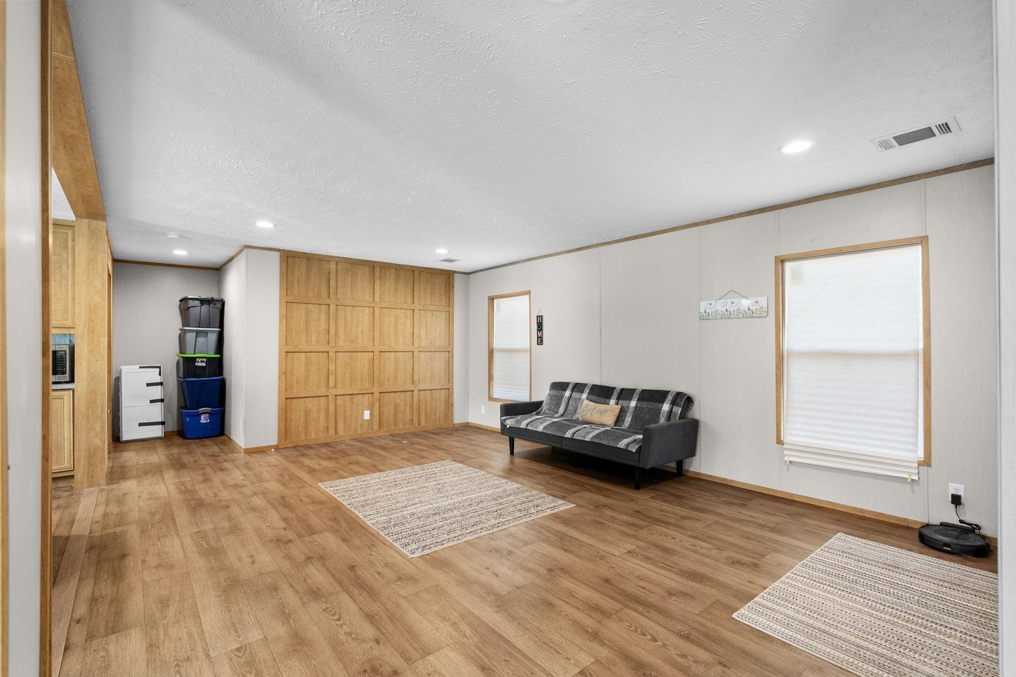 127 Missouria Ln. Property Photo 11