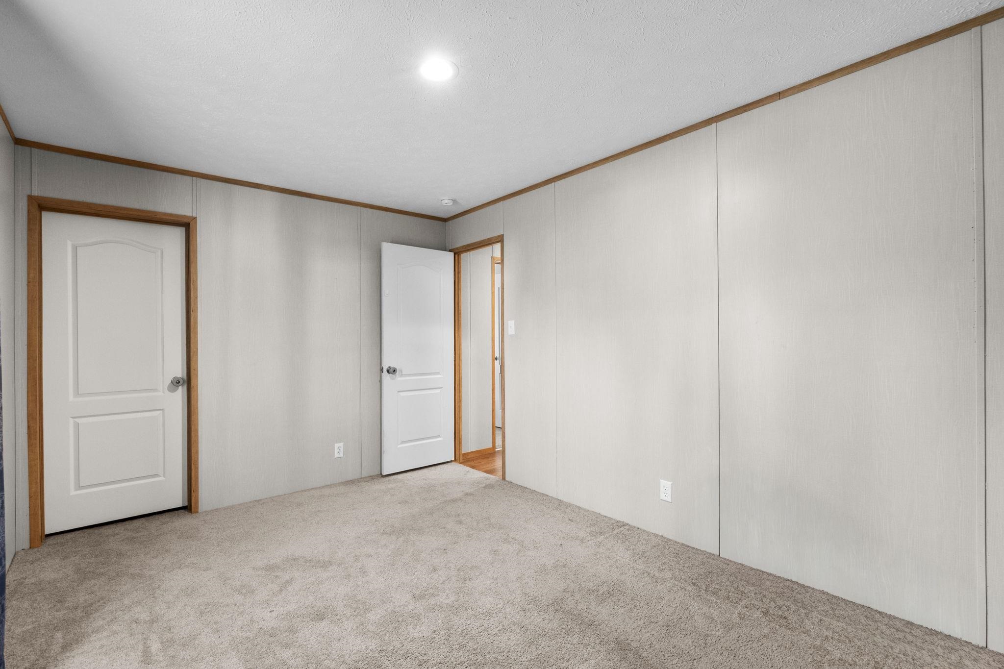 127 Missouria Ln. Property Photo 32
