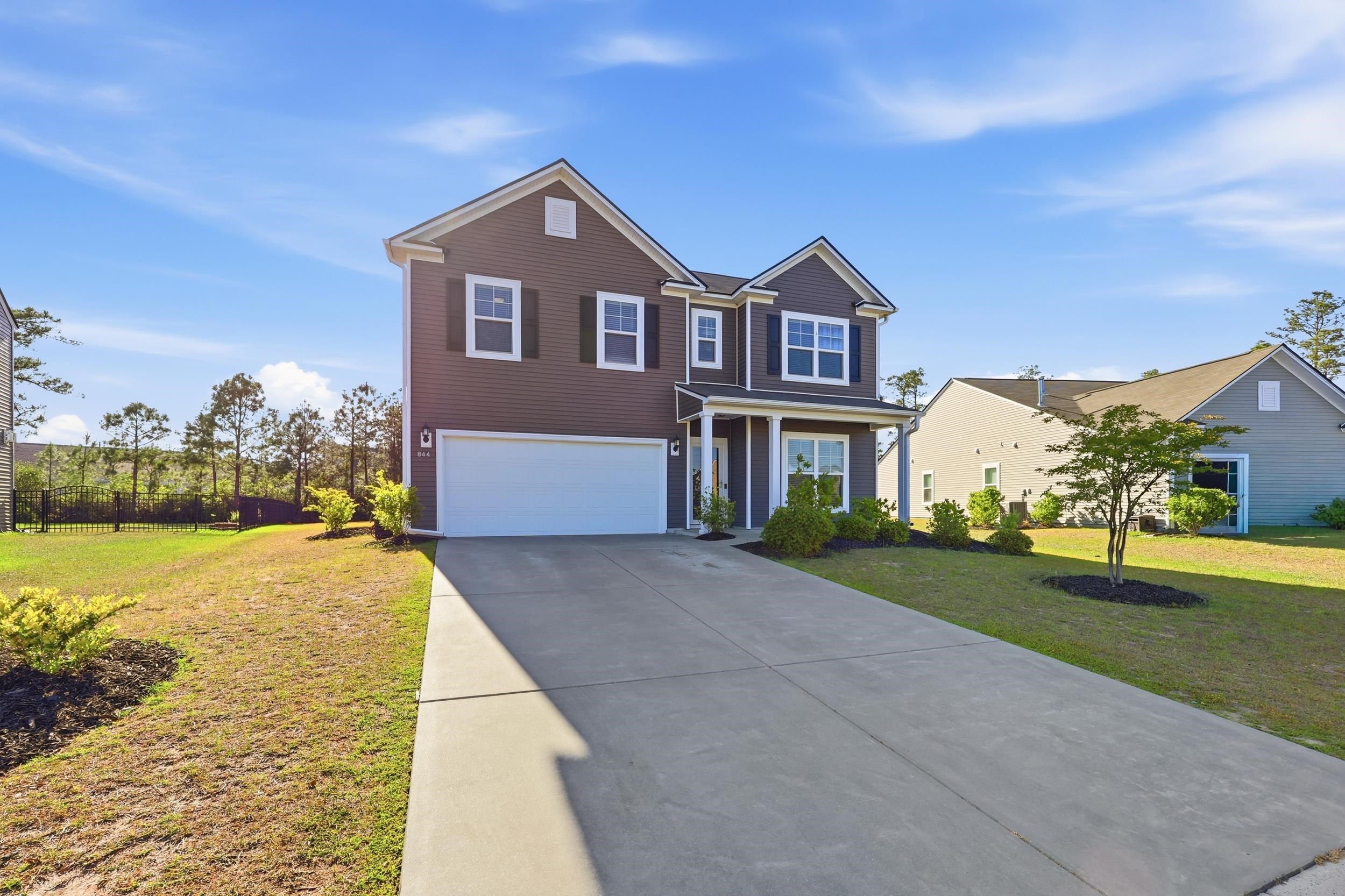 844 Wild Leaf Loop Property Photo 6