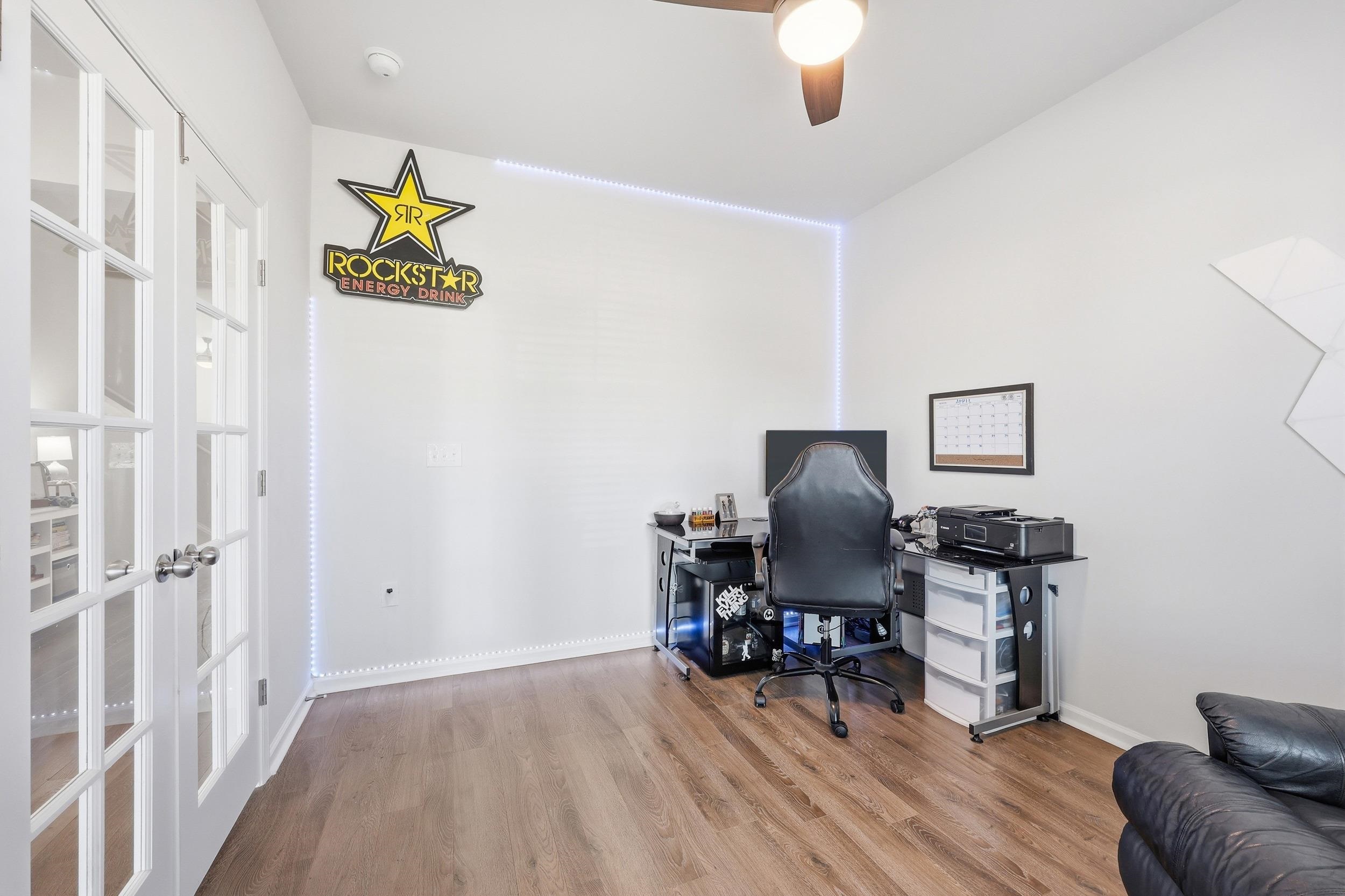 844 Wild Leaf Loop Property Photo 8