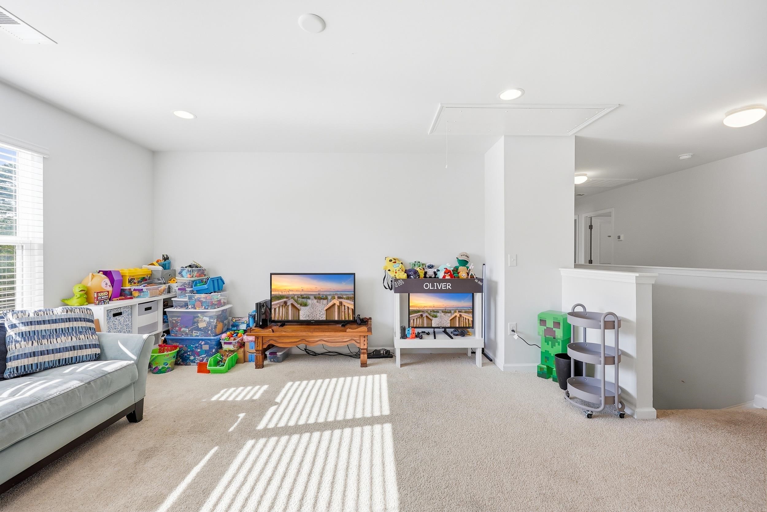 844 Wild Leaf Loop Property Photo 25