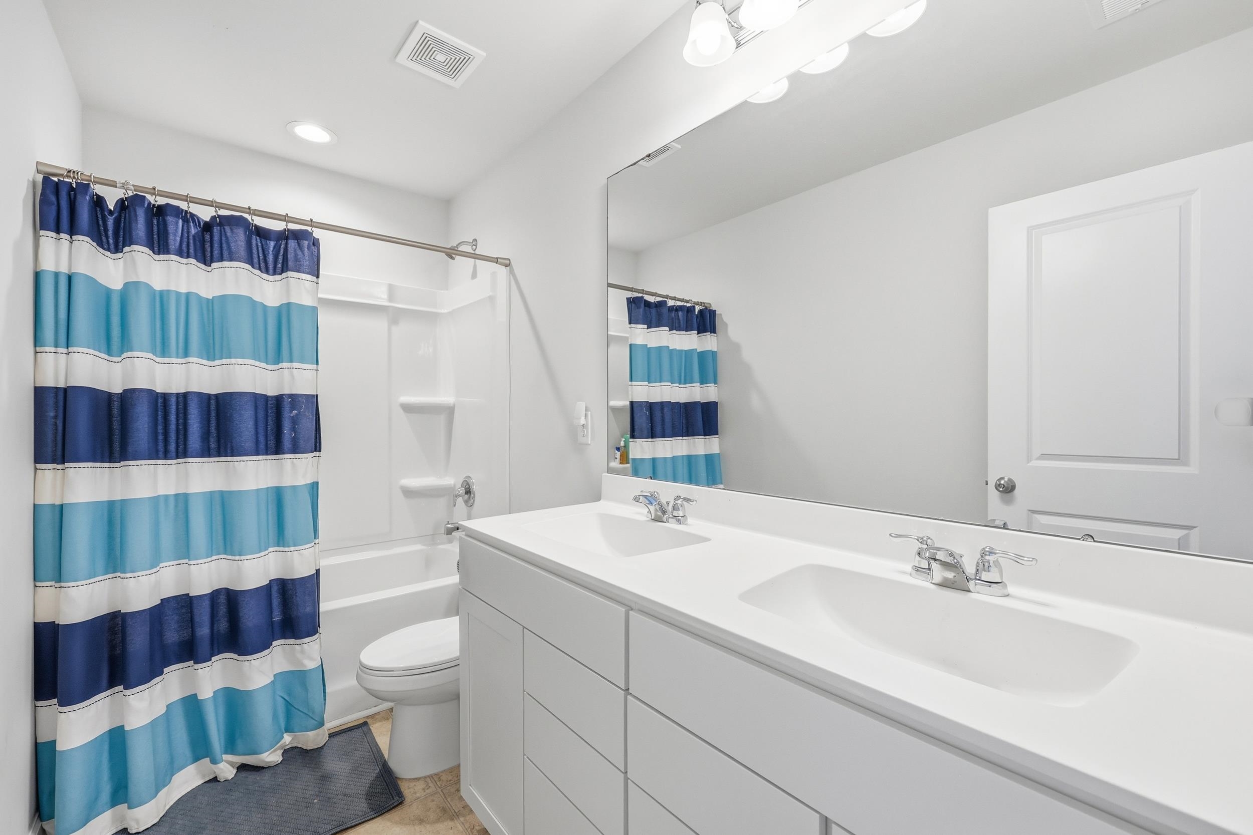844 Wild Leaf Loop Property Photo 28