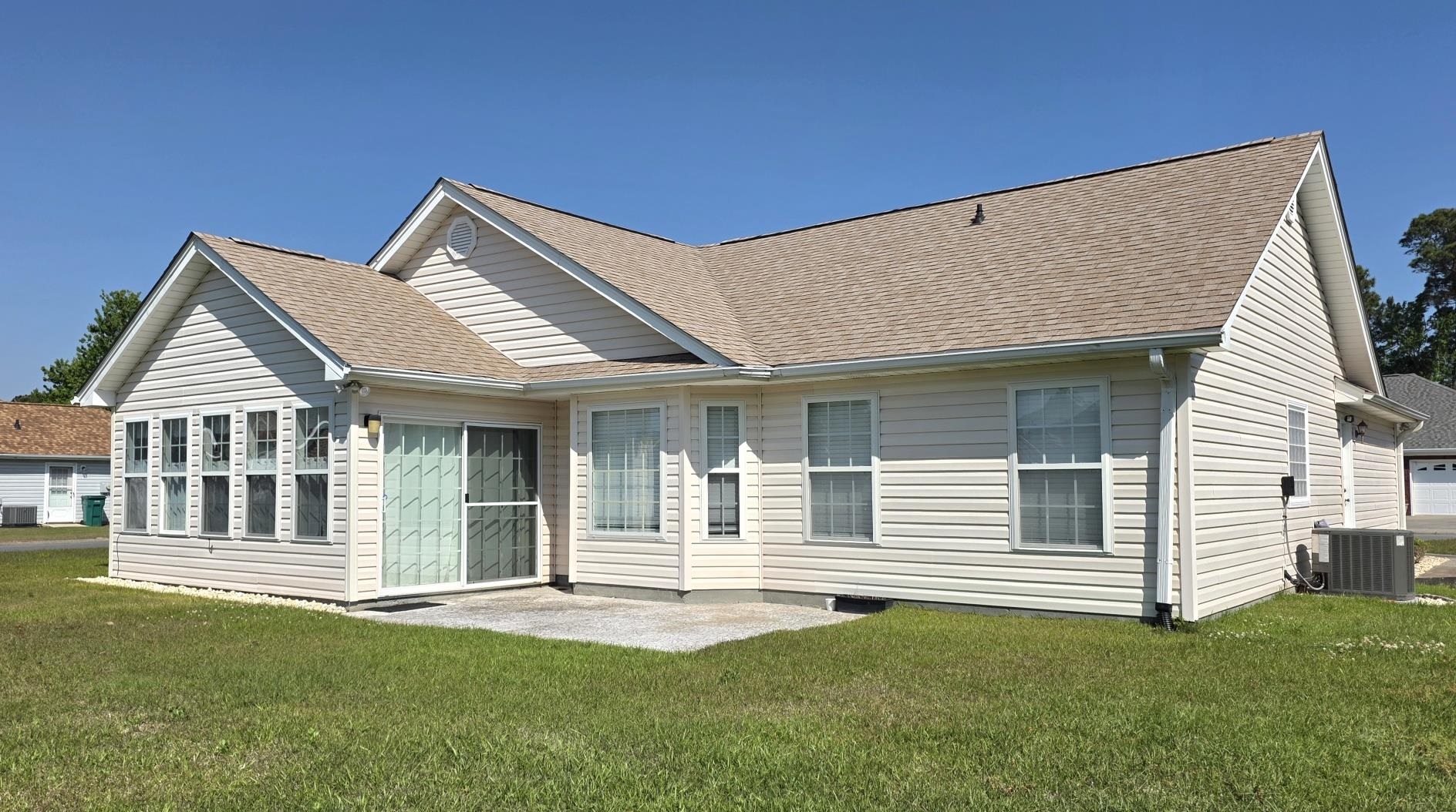 262 Tibton Circle Property Photo 2